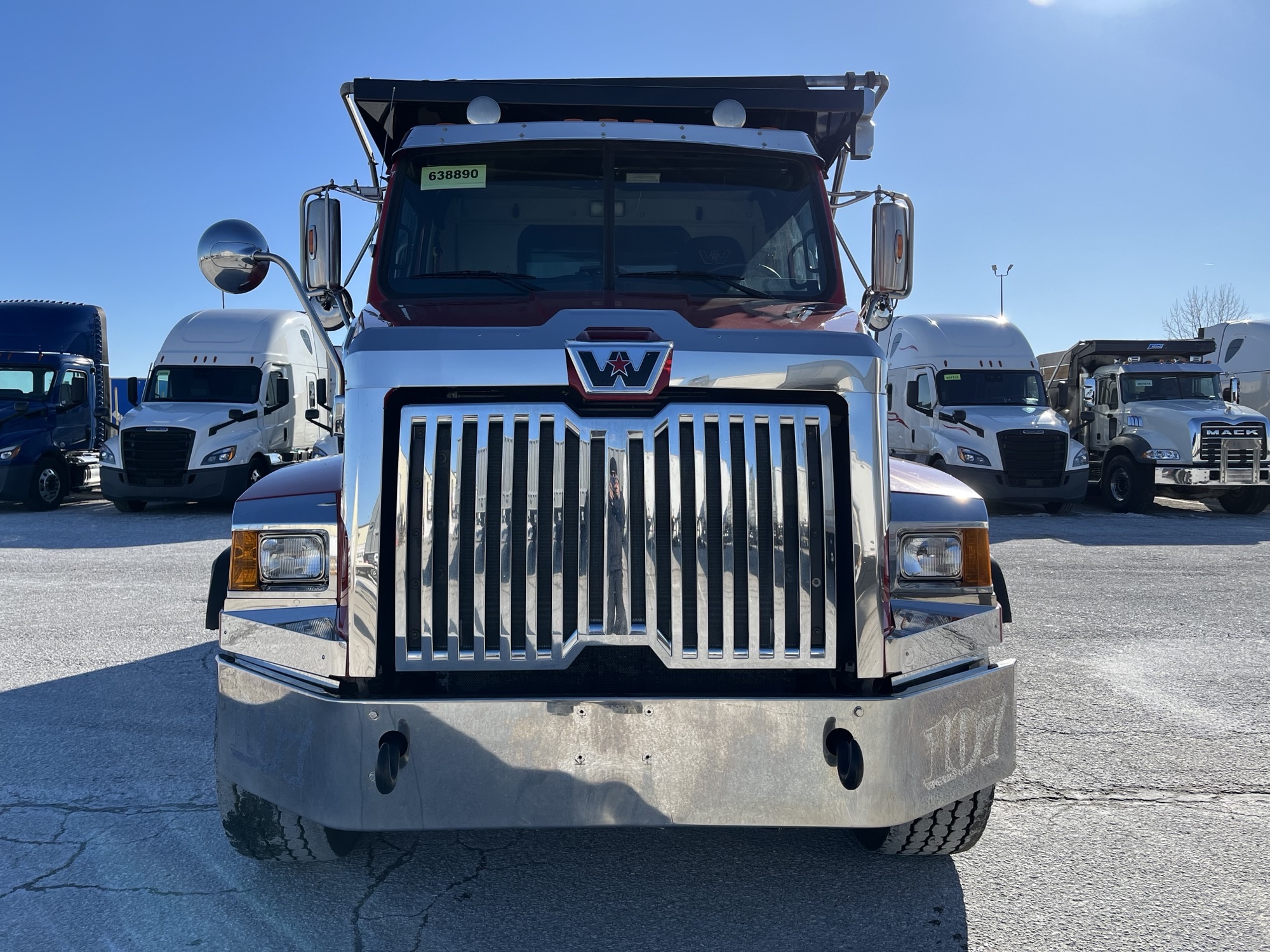 2020 Western Star 4700SB - image 2 of 4