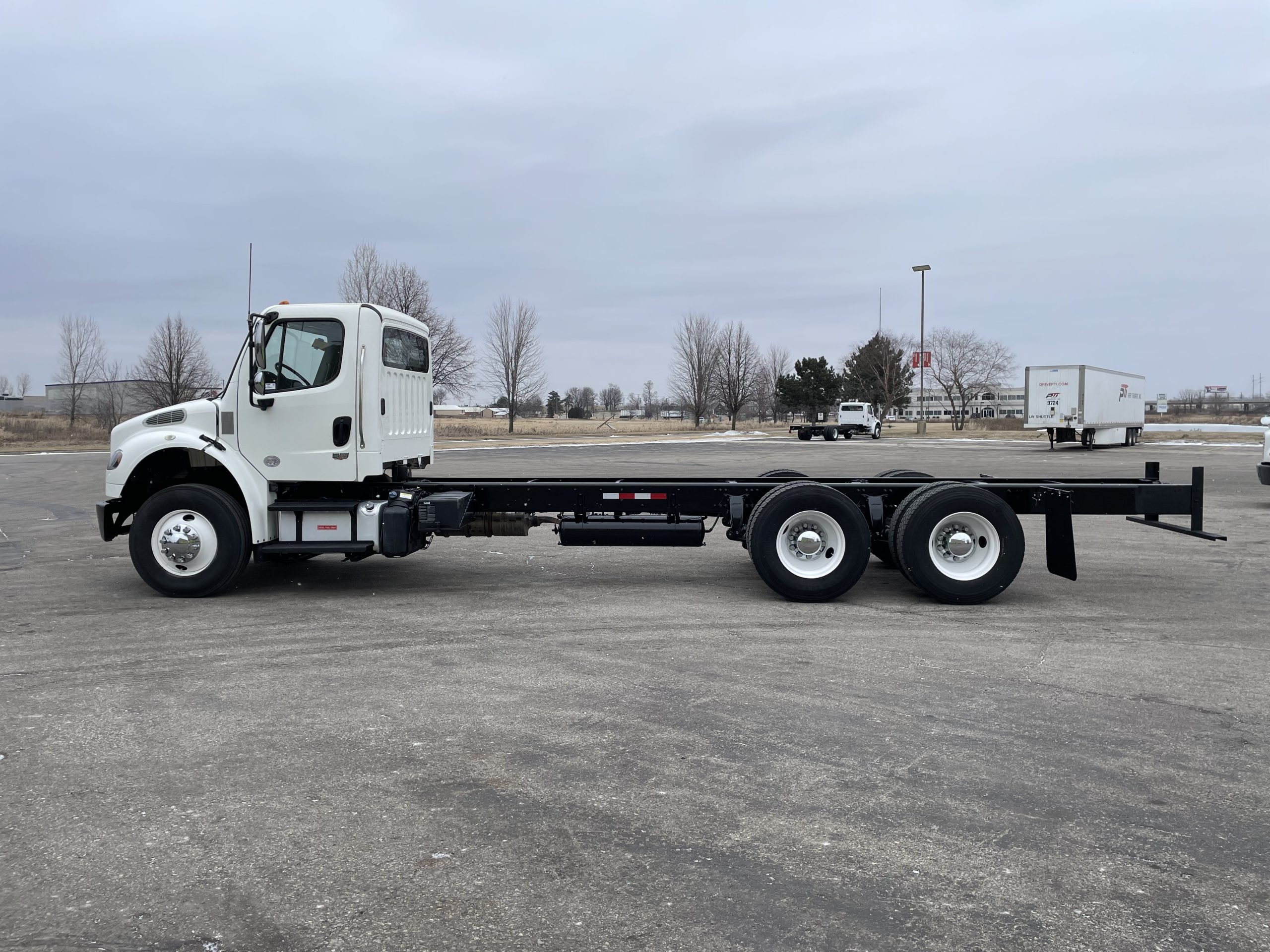 2019 Freightliner M280 - image 5 of 6