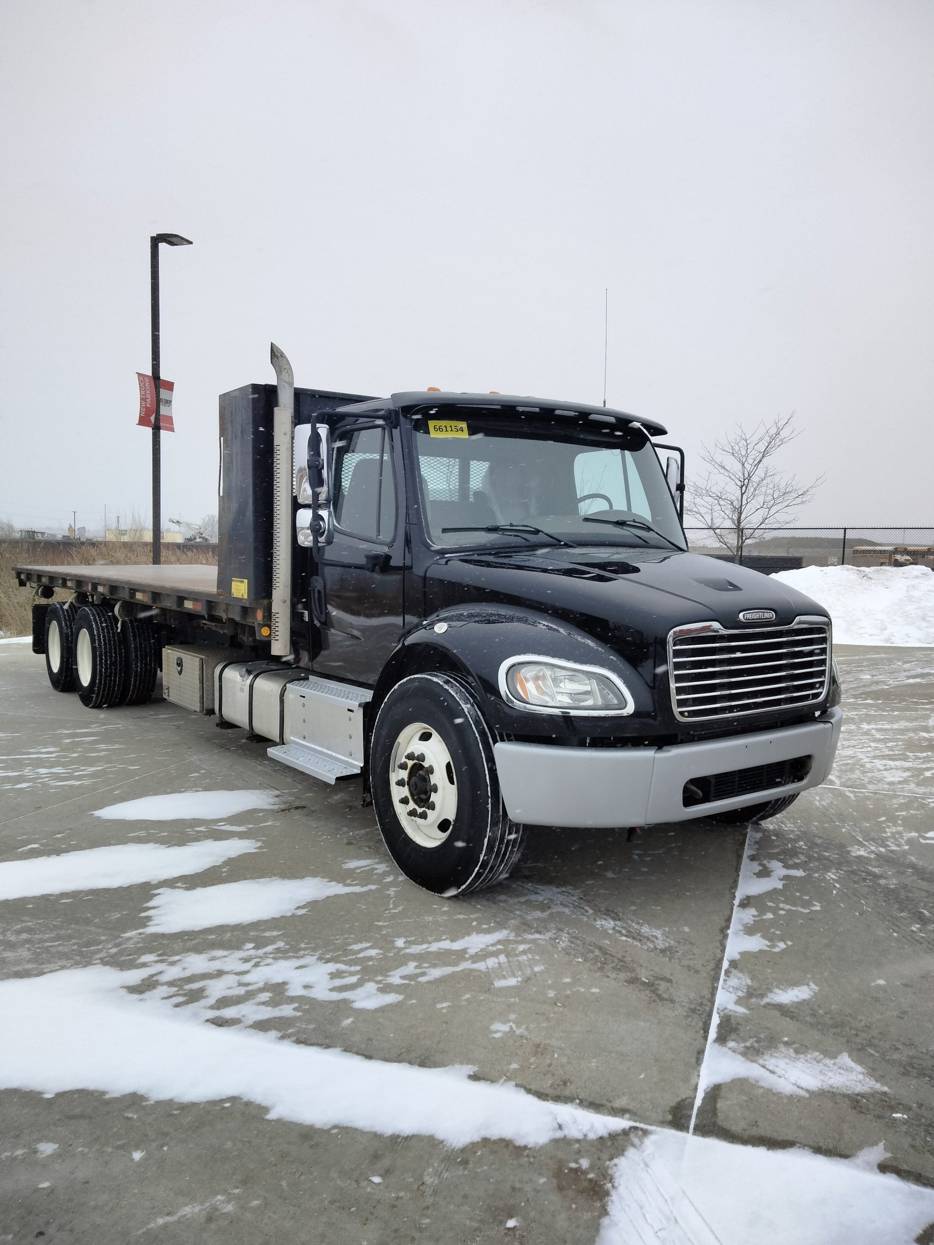 2020 Freightliner M2 106 - image 5 of 6