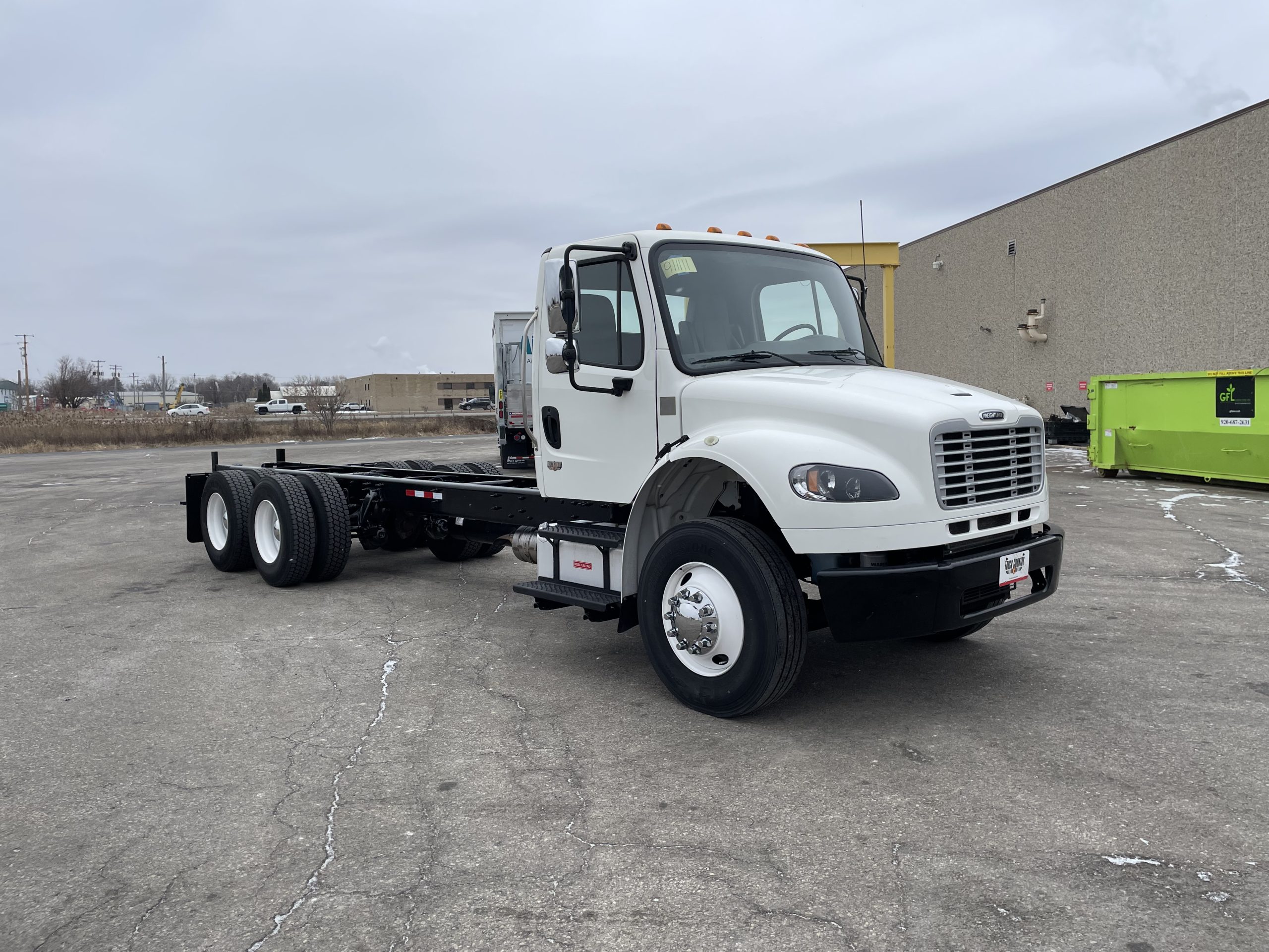 2019 Freightliner M280 - image 3 of 6