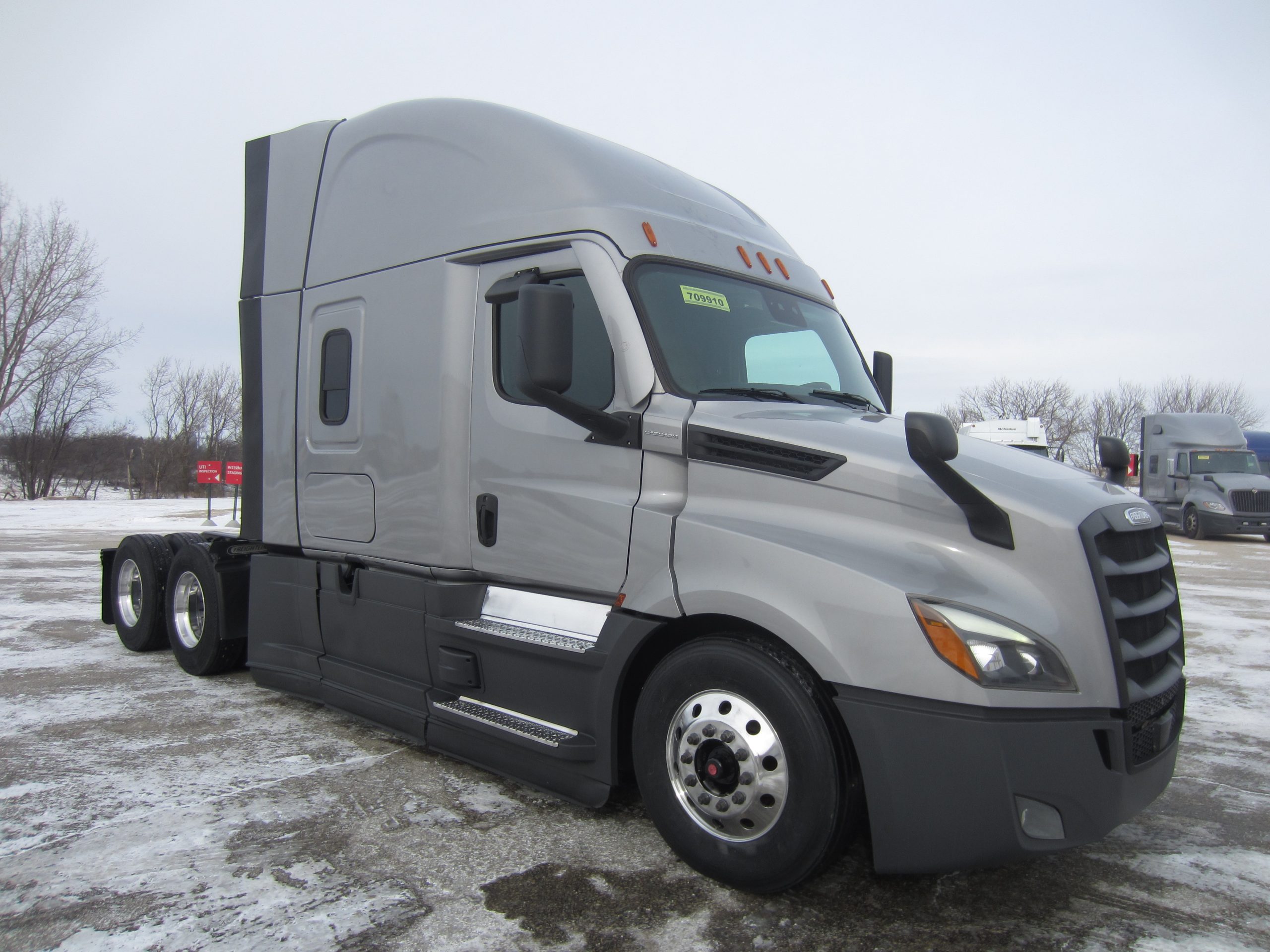 2021 Freightliner PT126 - image 3 of 6