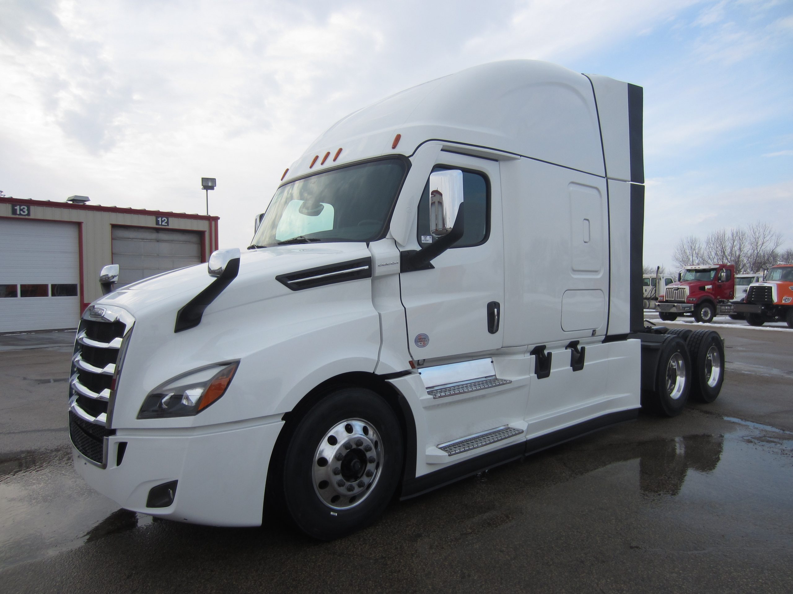 2023 Freightliner PT126 - image 1 of 6