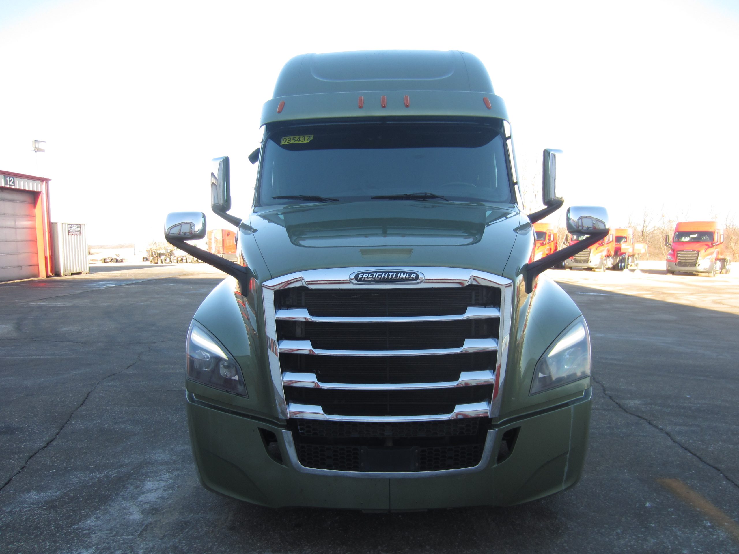 2023 Freightliner PT126 - image 2 of 6