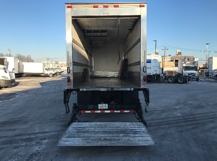 2017 Freightliner M280 - image 2 of 6