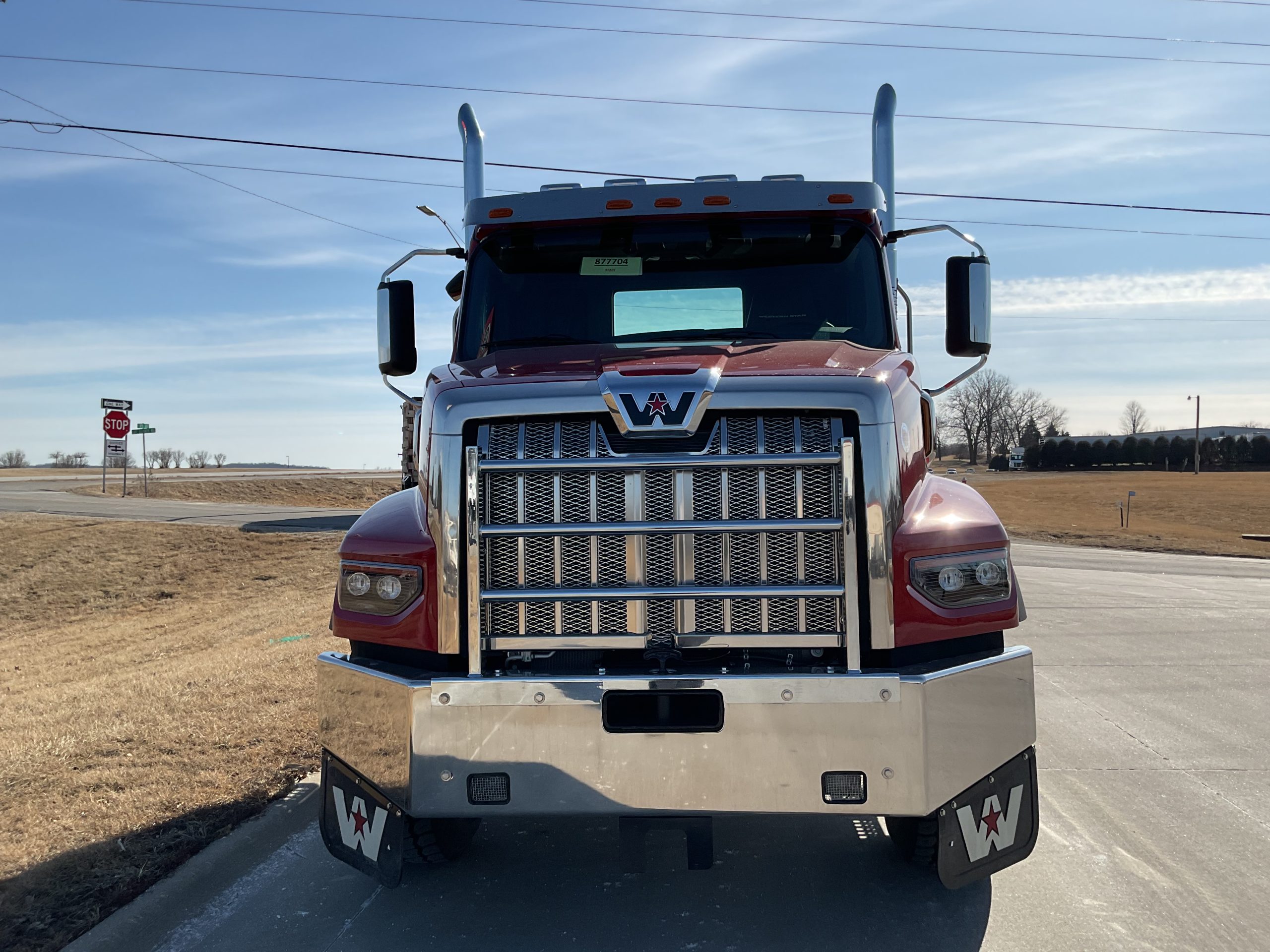 2025 Western Star 49X - image 2 of 6