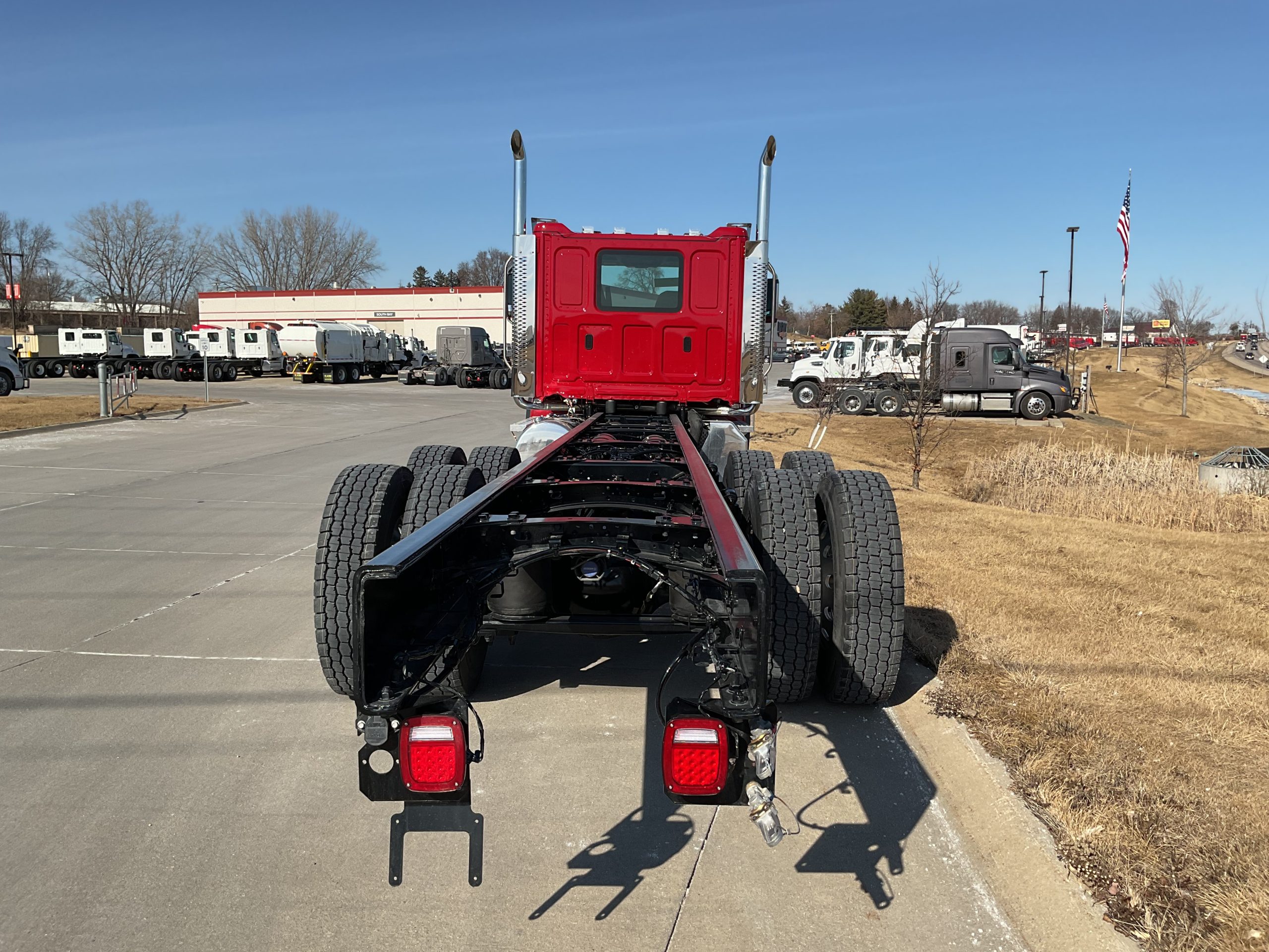 2025 Western Star 49X - image 4 of 6