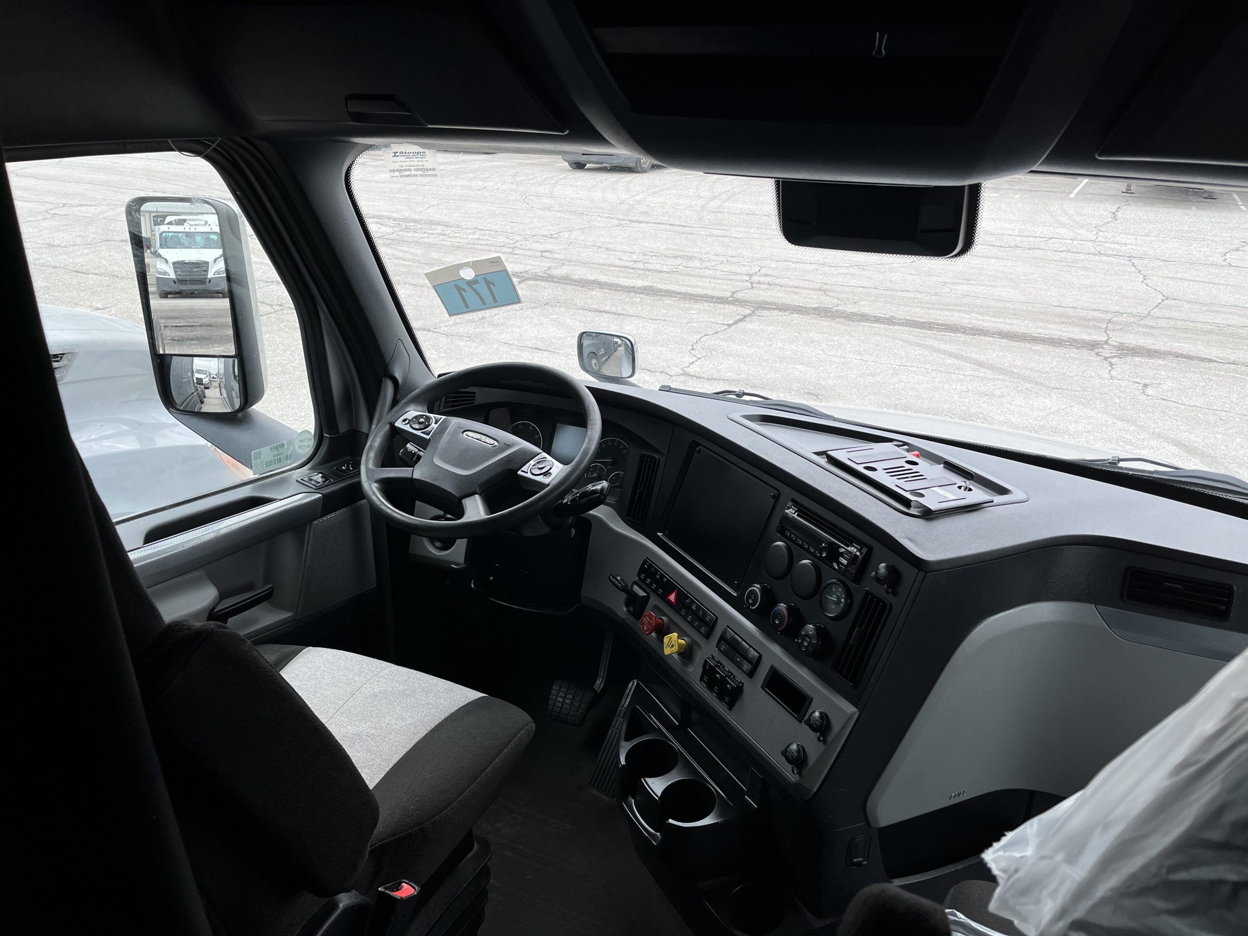 2019 Freightliner PT126 - image 5 of 6