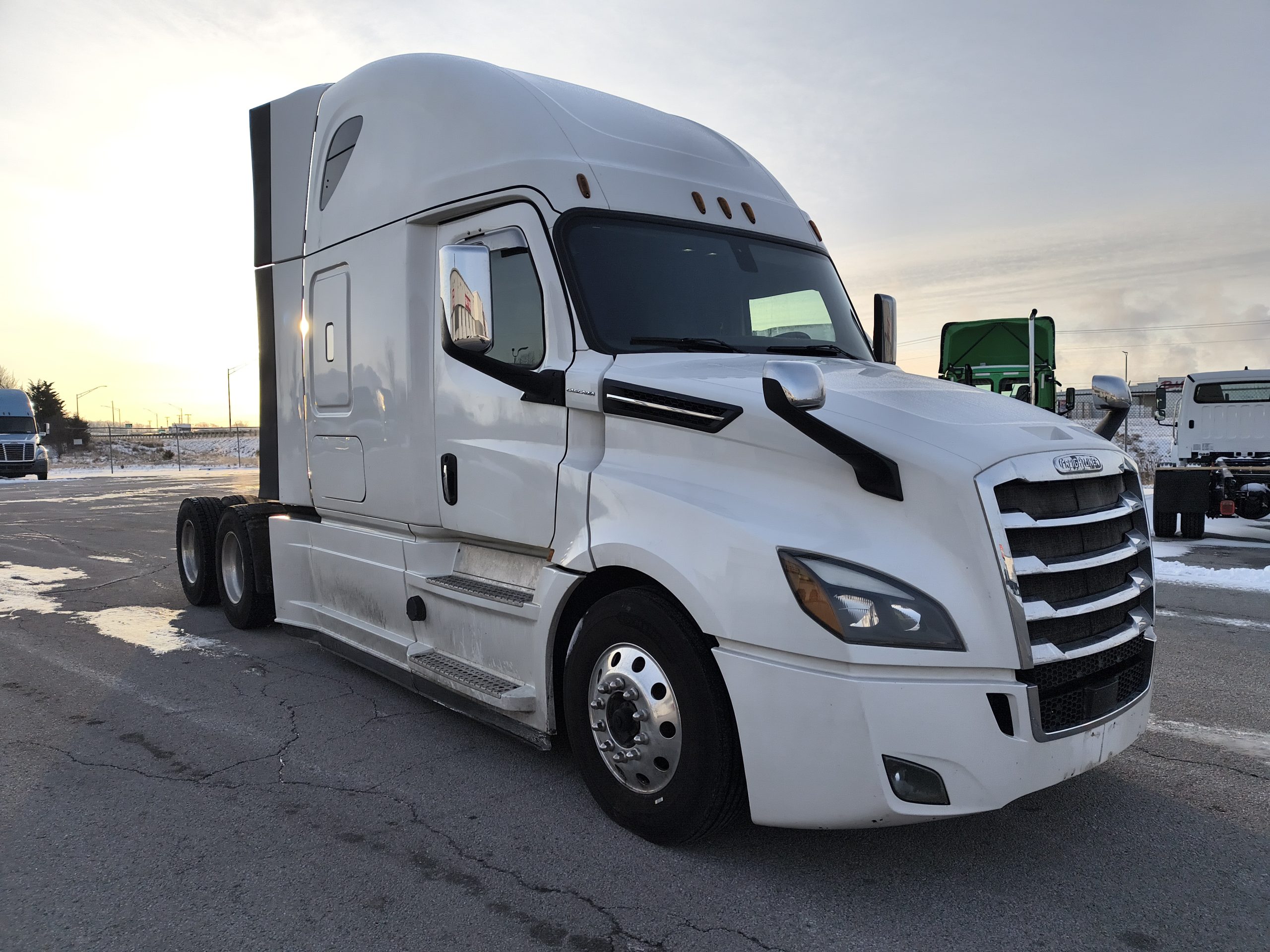 2018 Freightliner PT126 - image 3 of 6