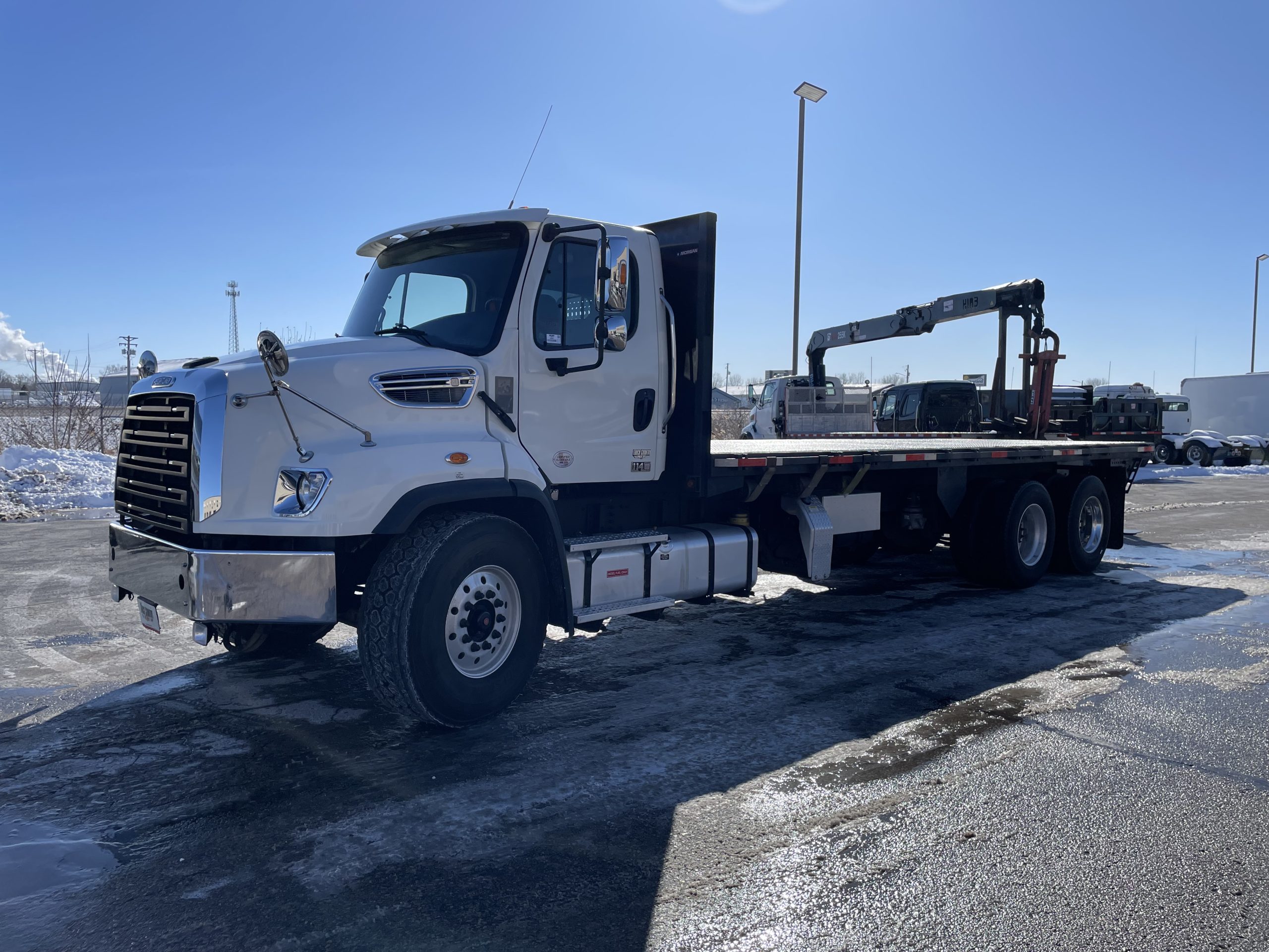 2019 Freightliner 114SD - image 1 of 6