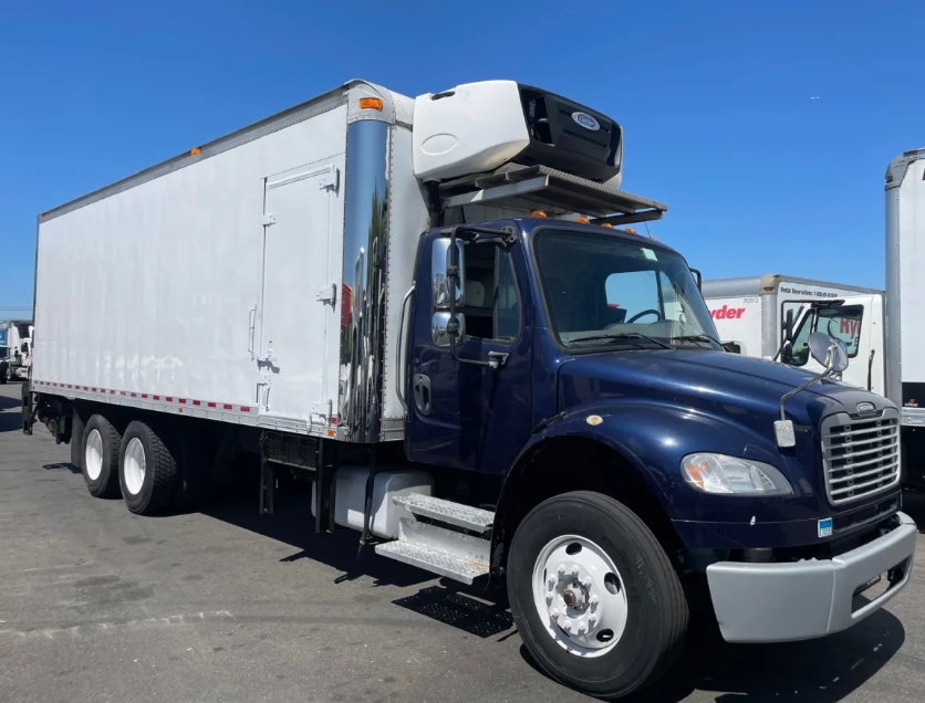 2016 Freightliner M280 - image 1 of 1