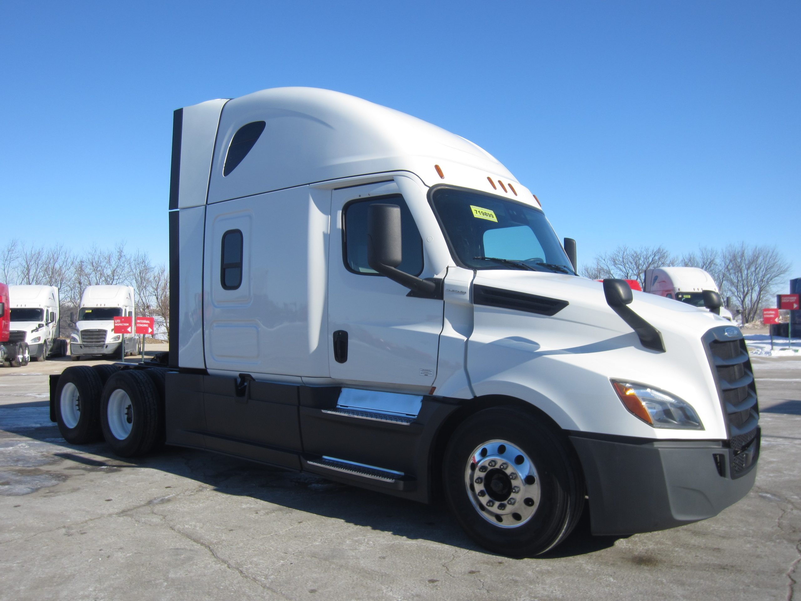 2022 Freightliner PT126 - image 3 of 6