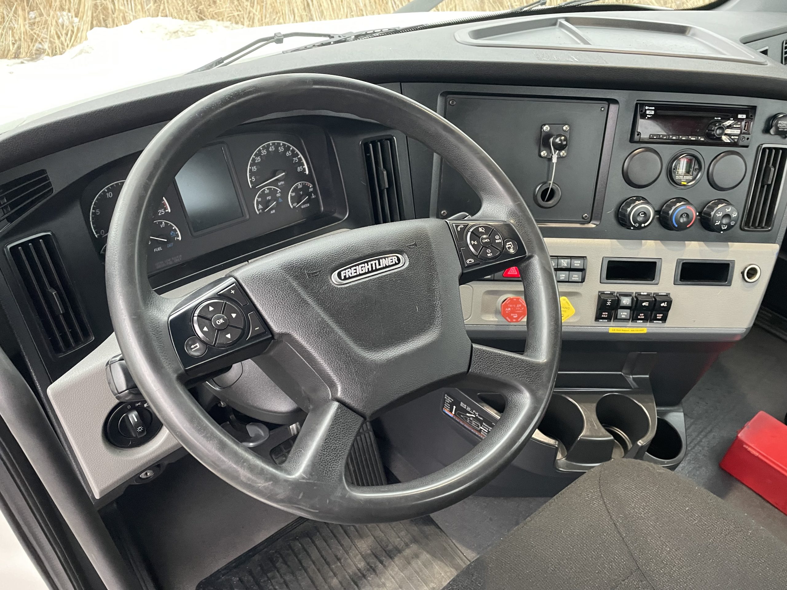 2020 Freightliner PT126 - image 4 of 6