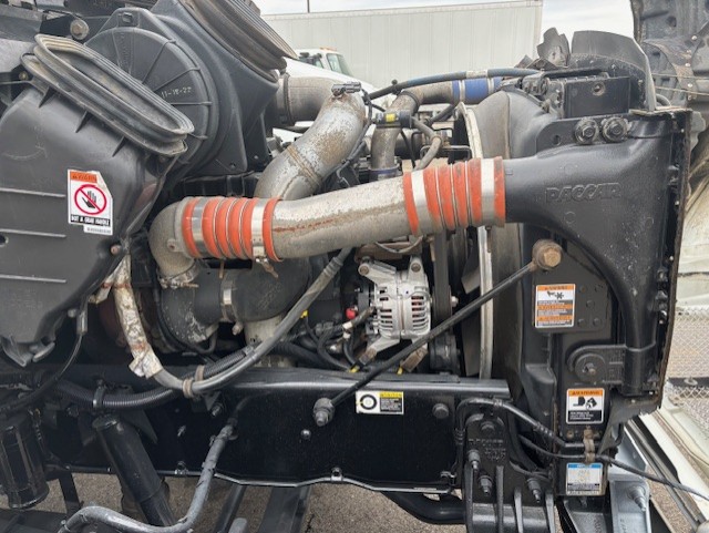 2020 Kenworth T370 - image 6 of 6