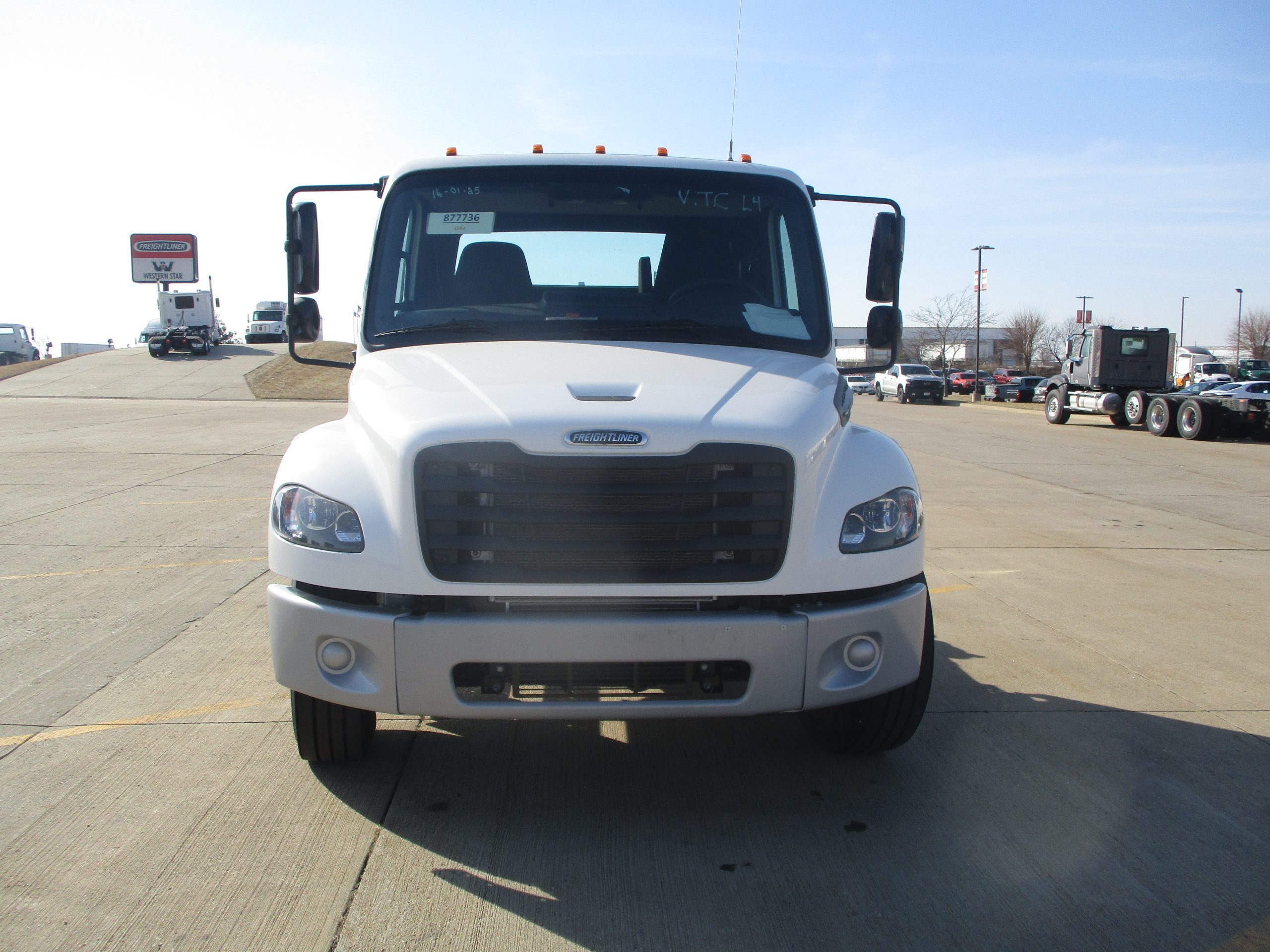 2026 Freightliner M2 106 - image 2 of 6