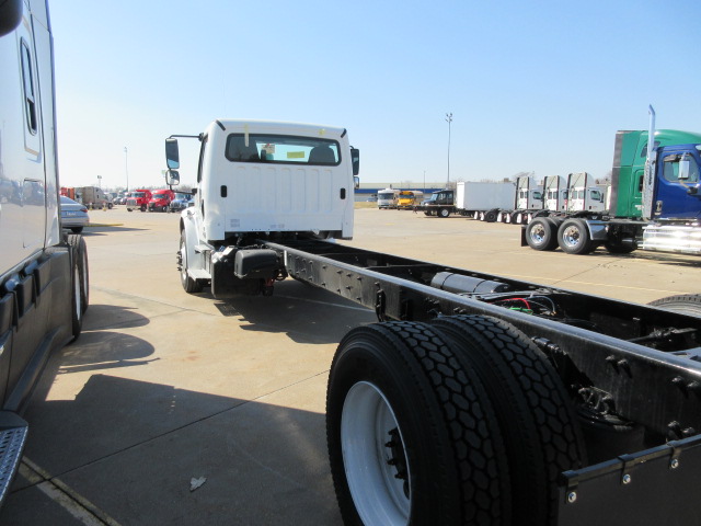 2026 Freightliner M2 106 - image 5 of 5