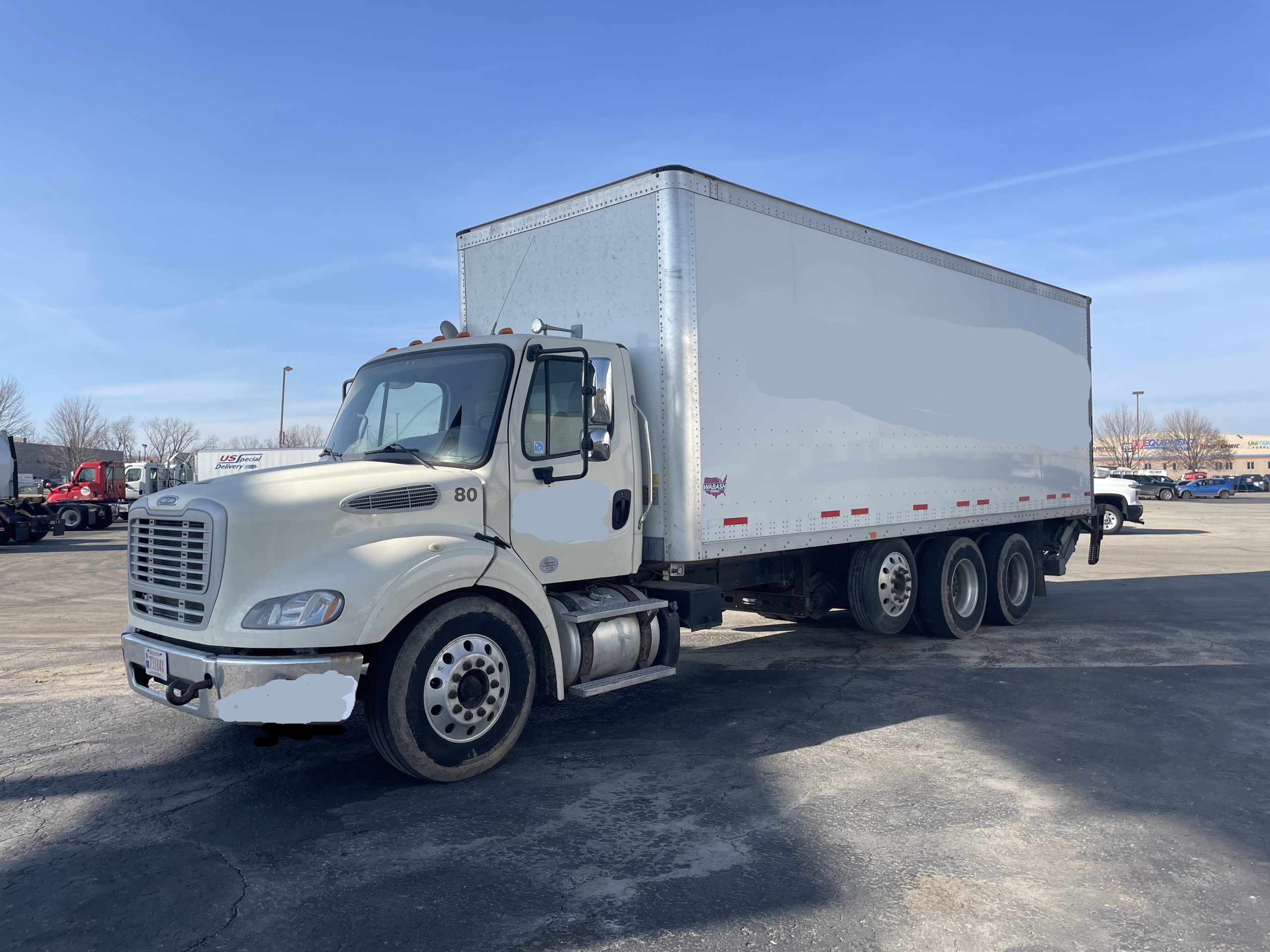 2018 Freightliner M2112 - image 1 of 1