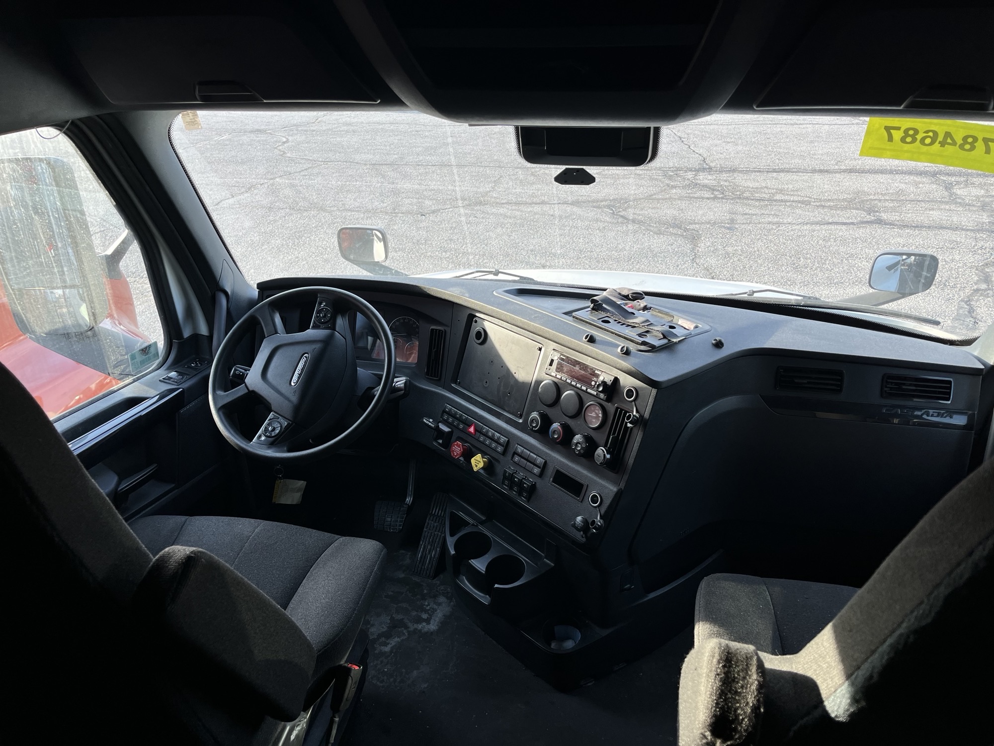 2023 Freightliner PT126 - image 2 of 3