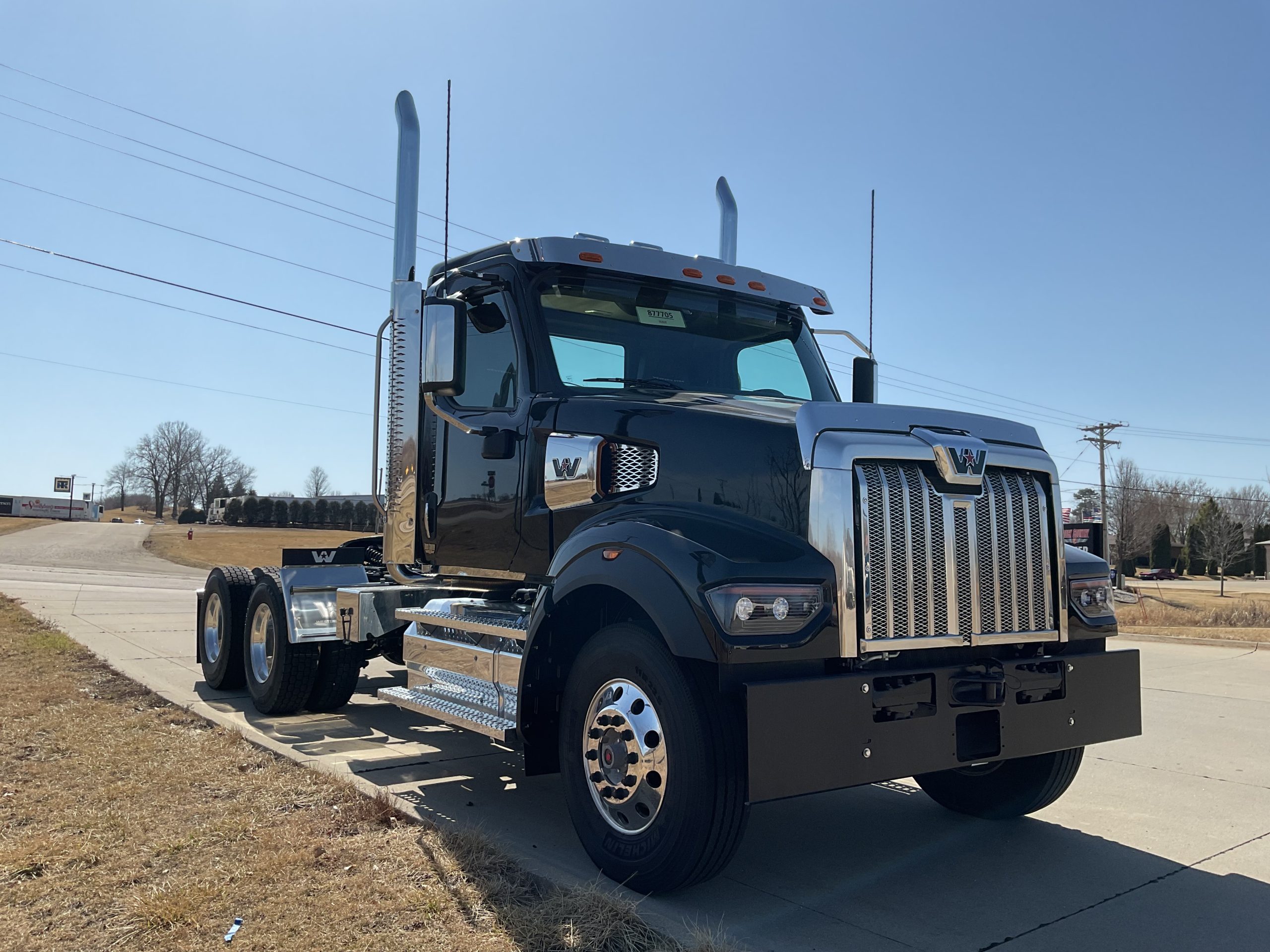 2025 Western Star 49X - image 3 of 6