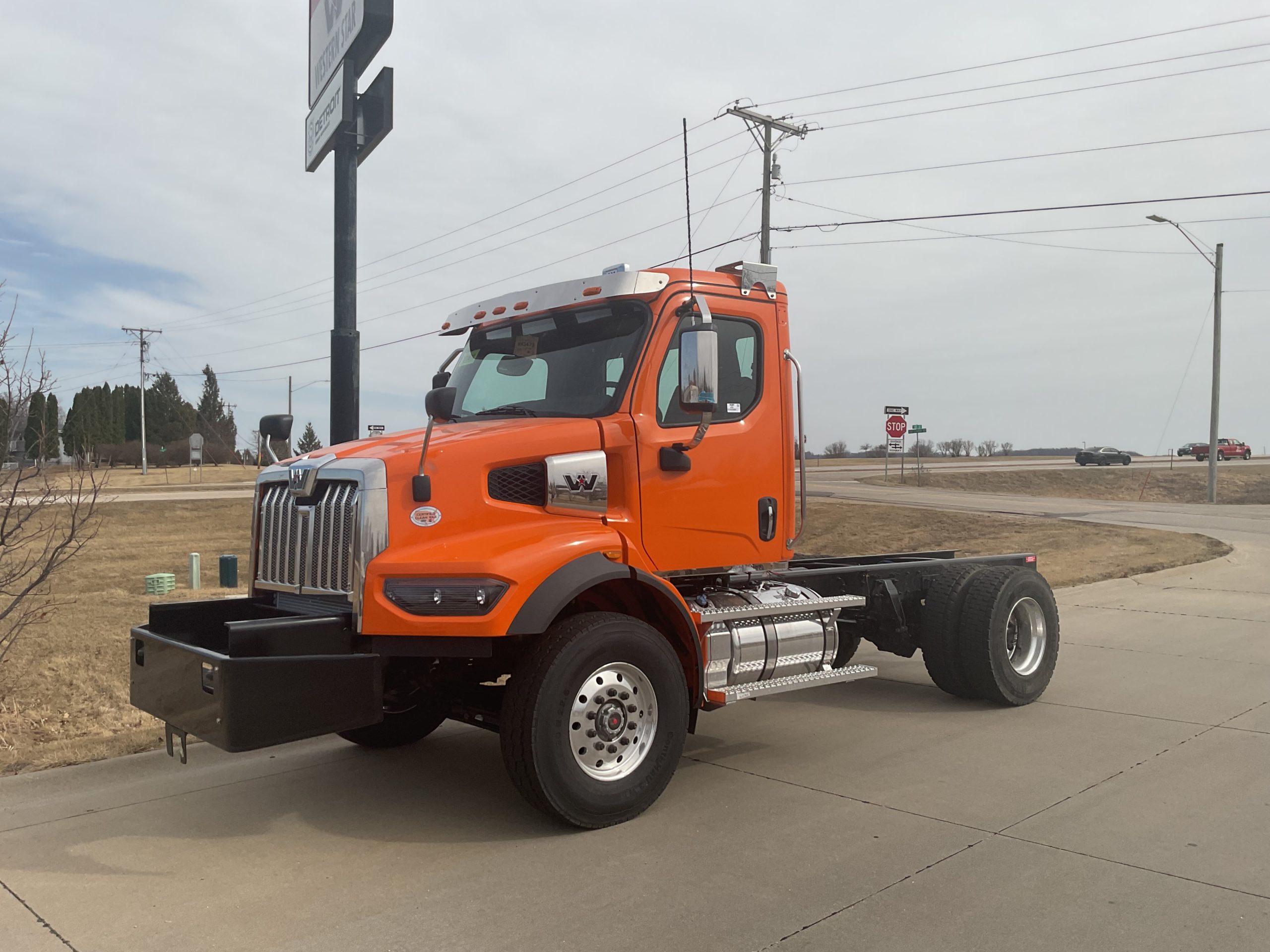 2026 Western Star 47X - image 1 of 6