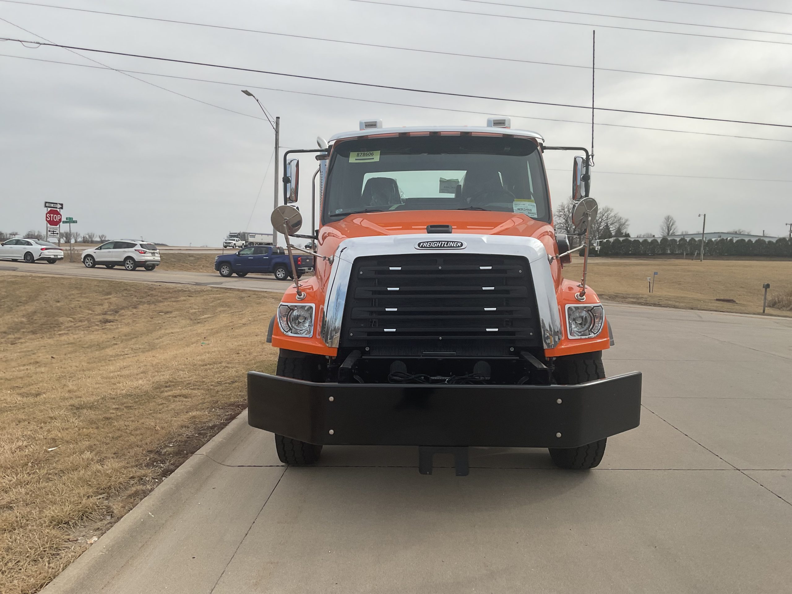 2026 Freightliner 114SD - image 2 of 5