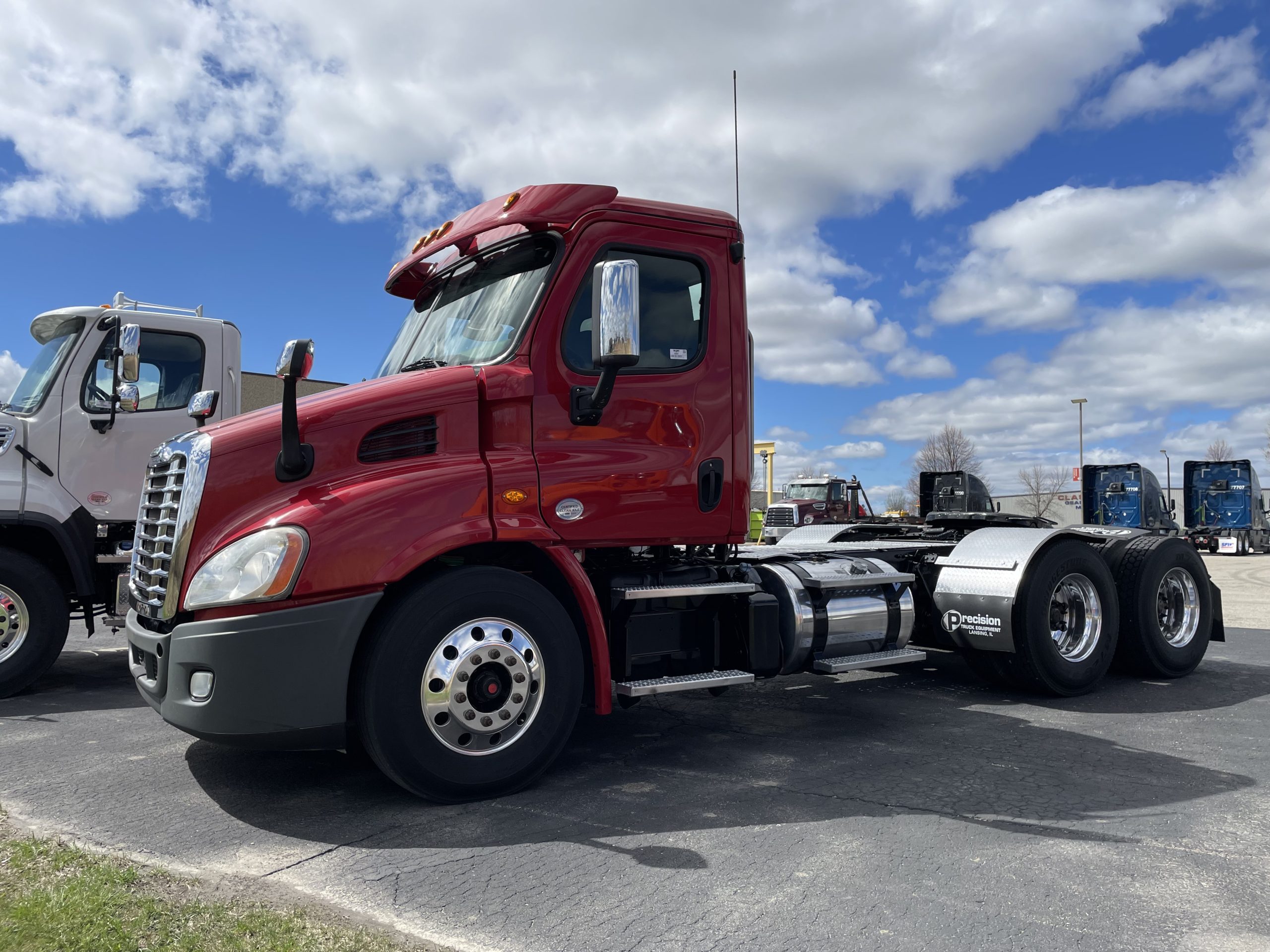 2017 Freightliner CA113 - image 1 of 6