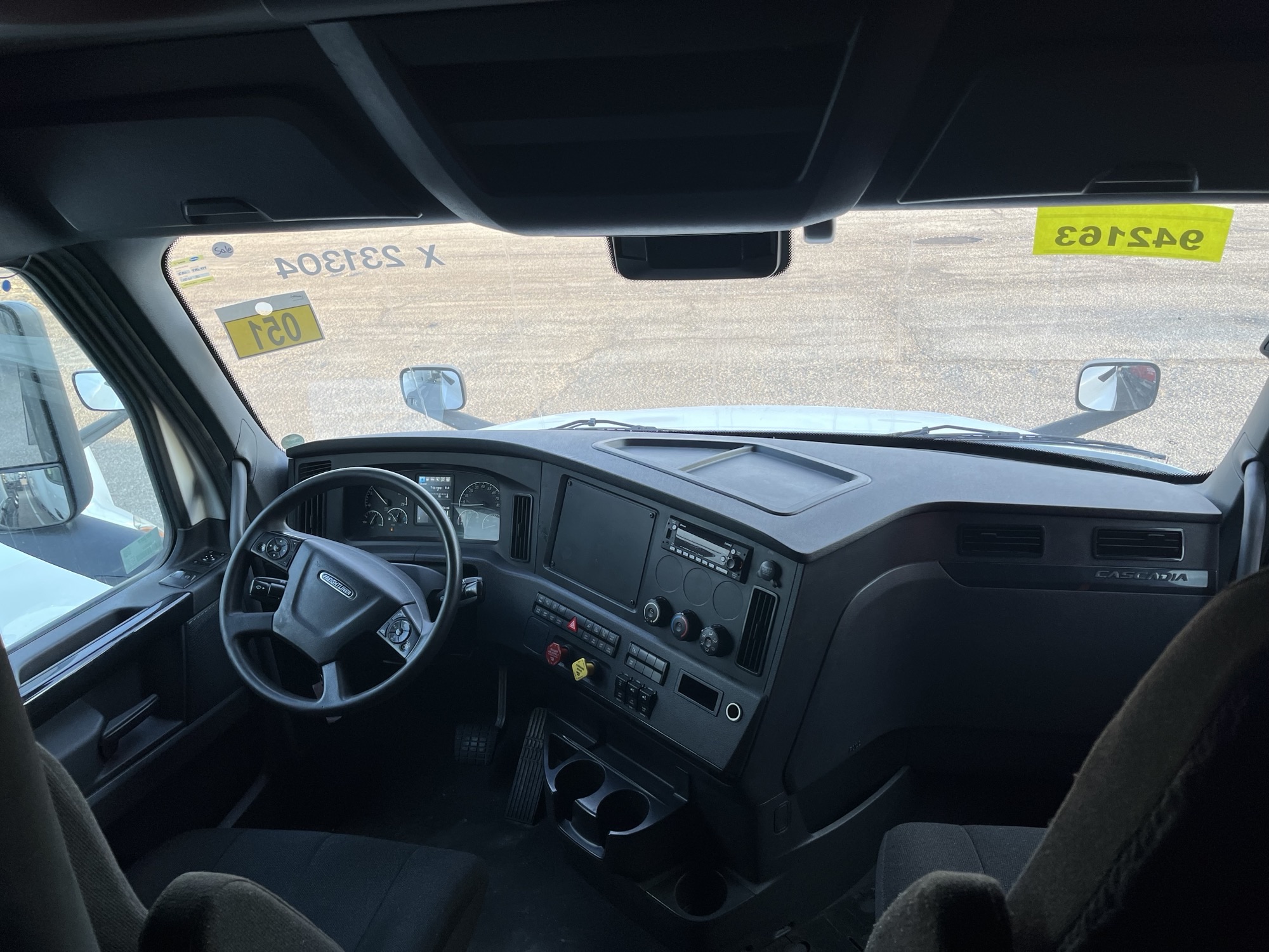 2023 Freightliner PT126 - image 2 of 3