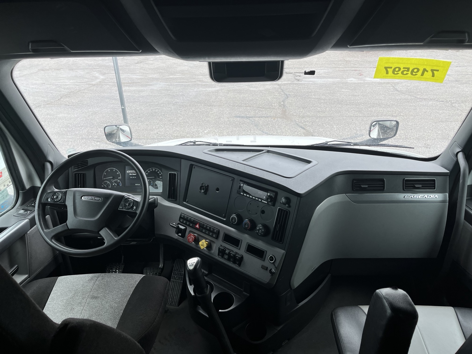 2022 Freightliner PT126 - image 2 of 3