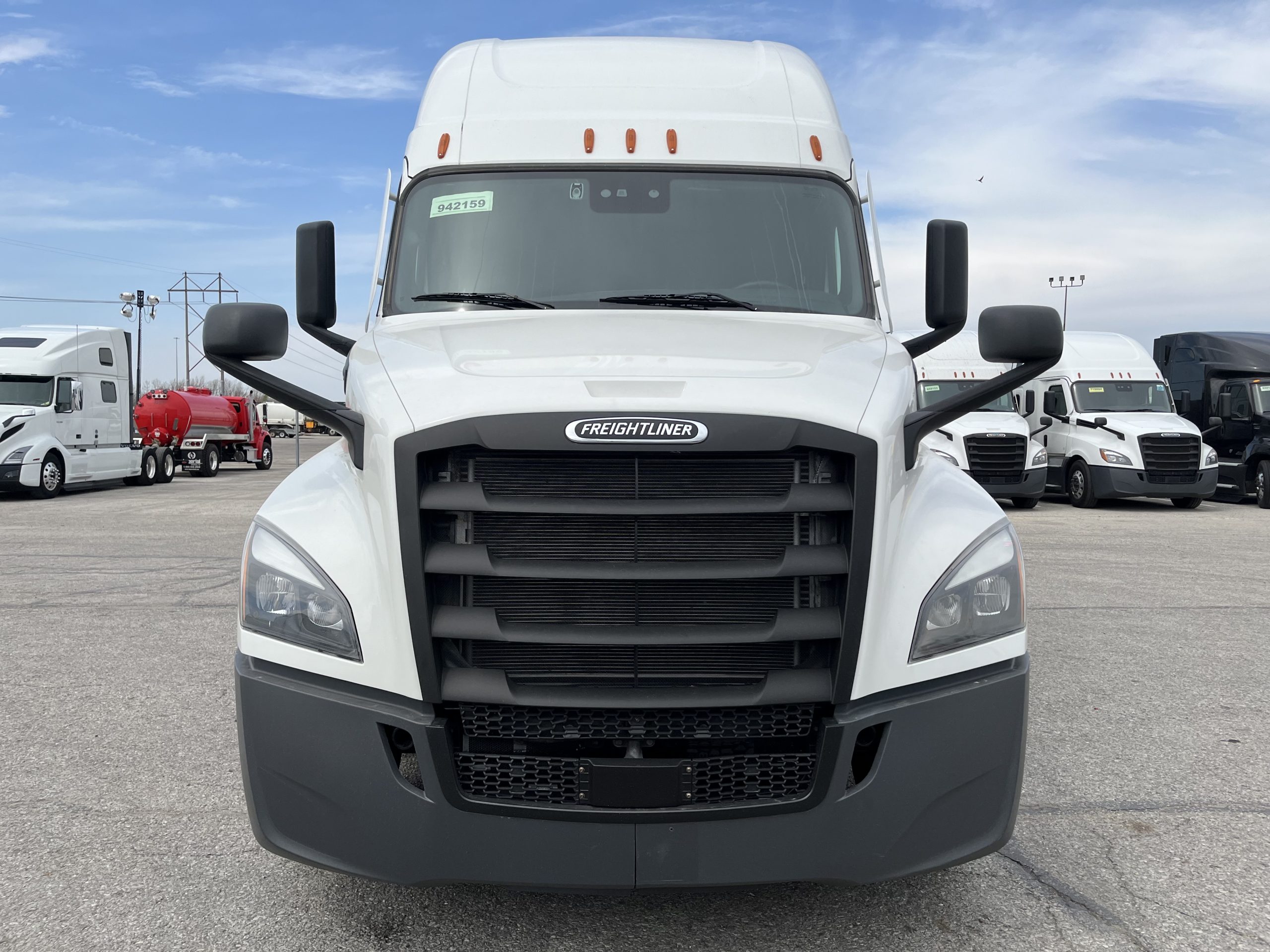 2023 Freightliner PT126 - image 2 of 6