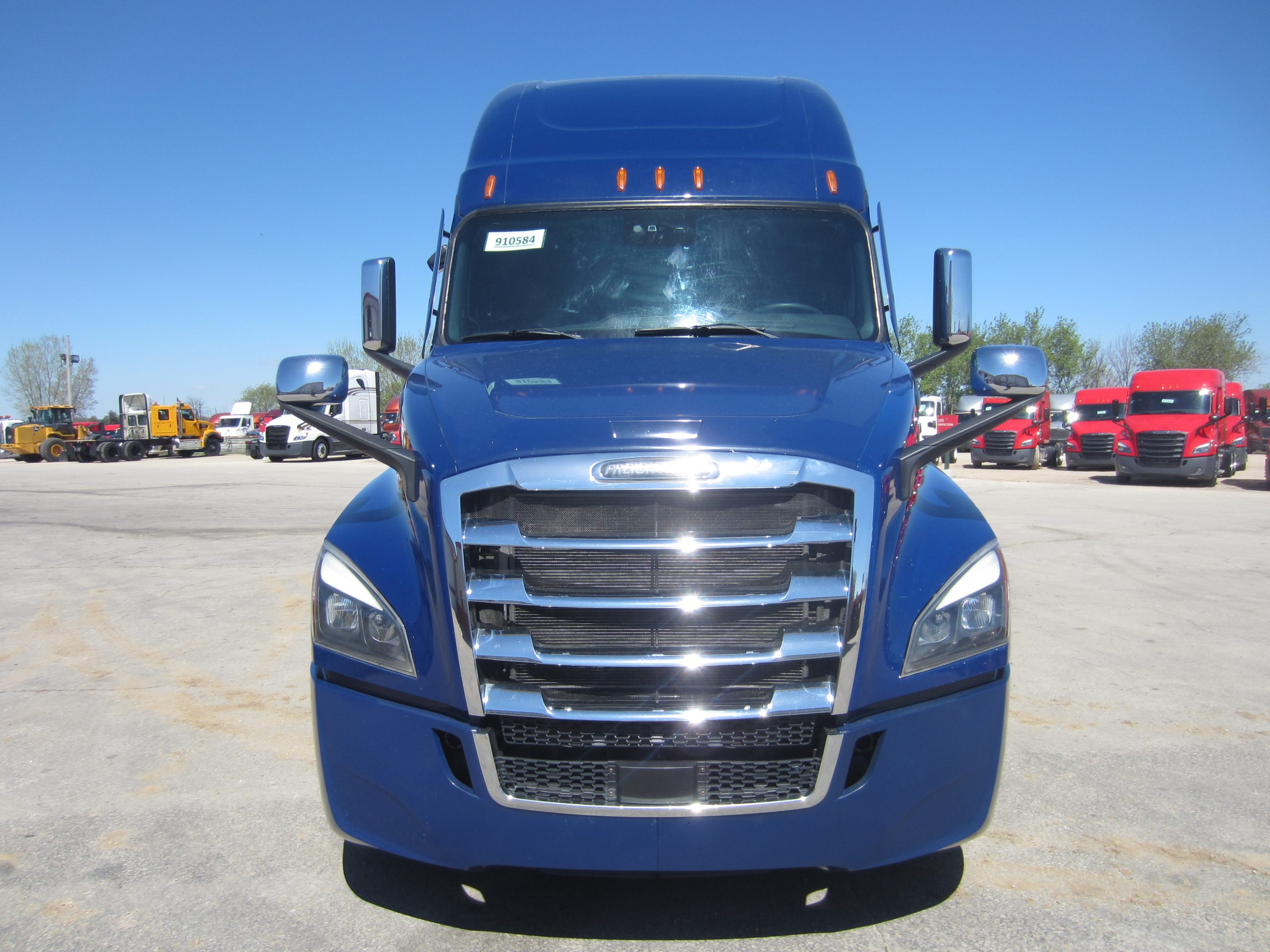 2021 Freightliner PT126 - image 2 of 6