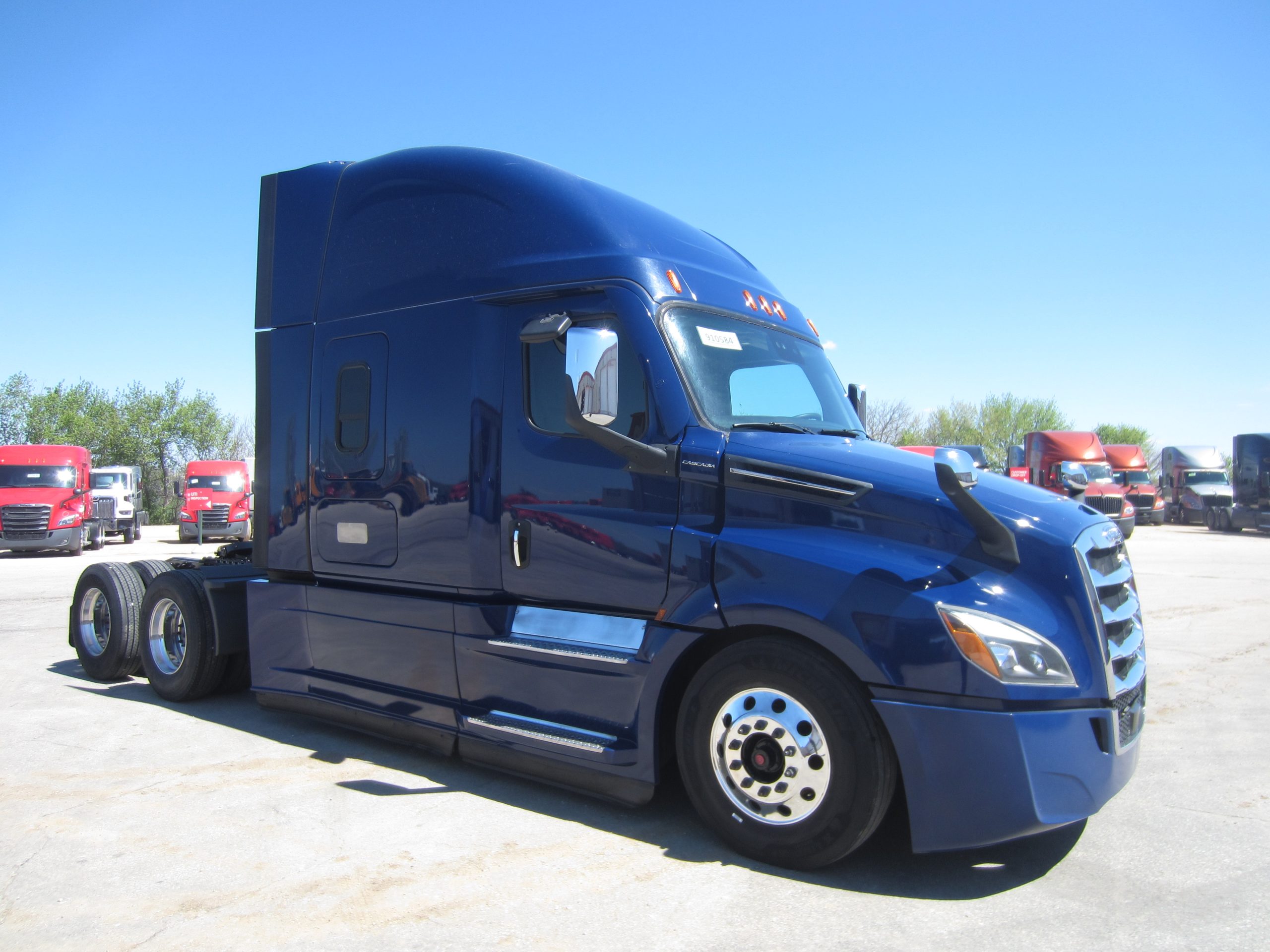 2021 Freightliner PT126 - image 3 of 6