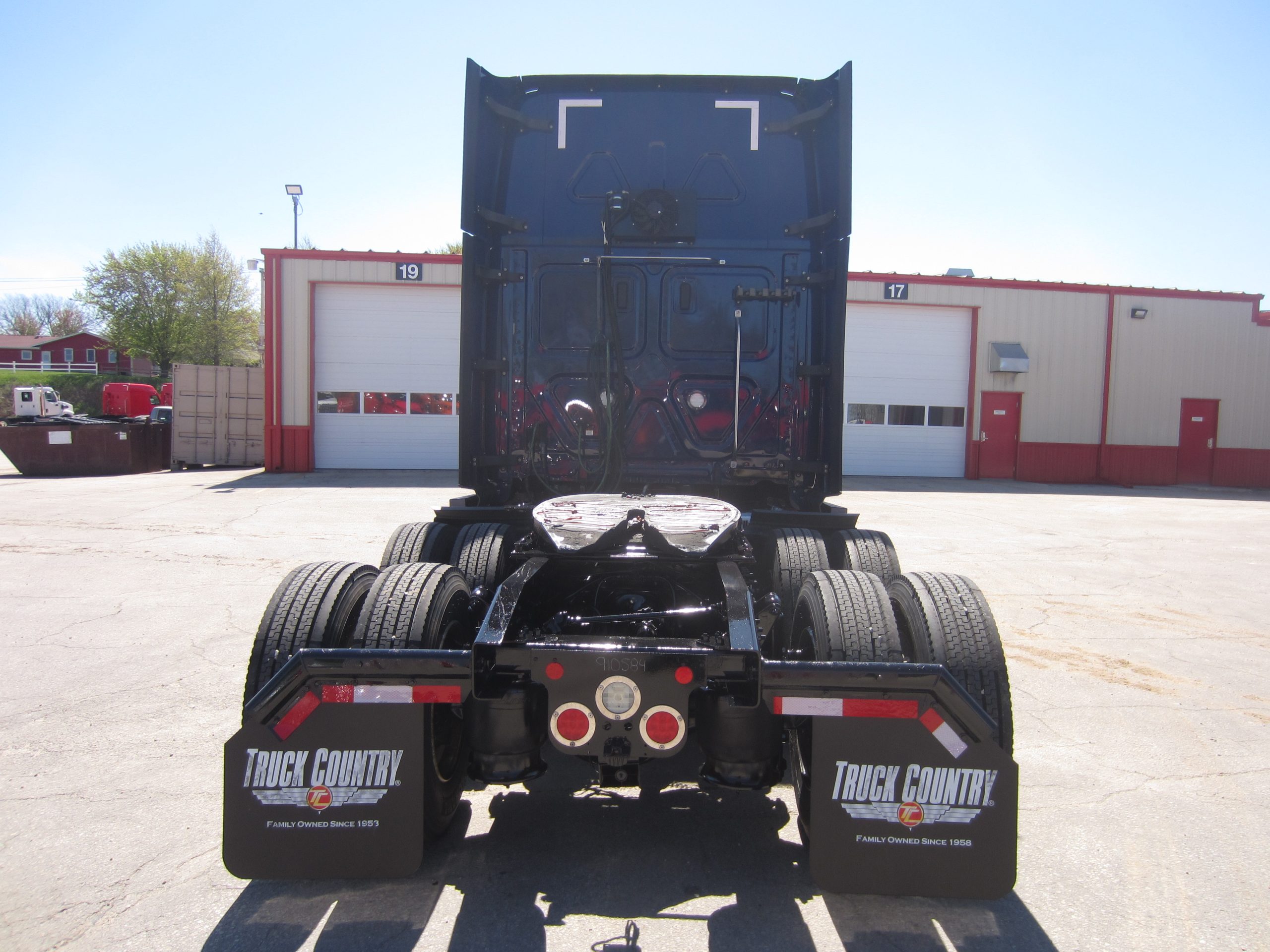 2021 Freightliner PT126 - image 4 of 6