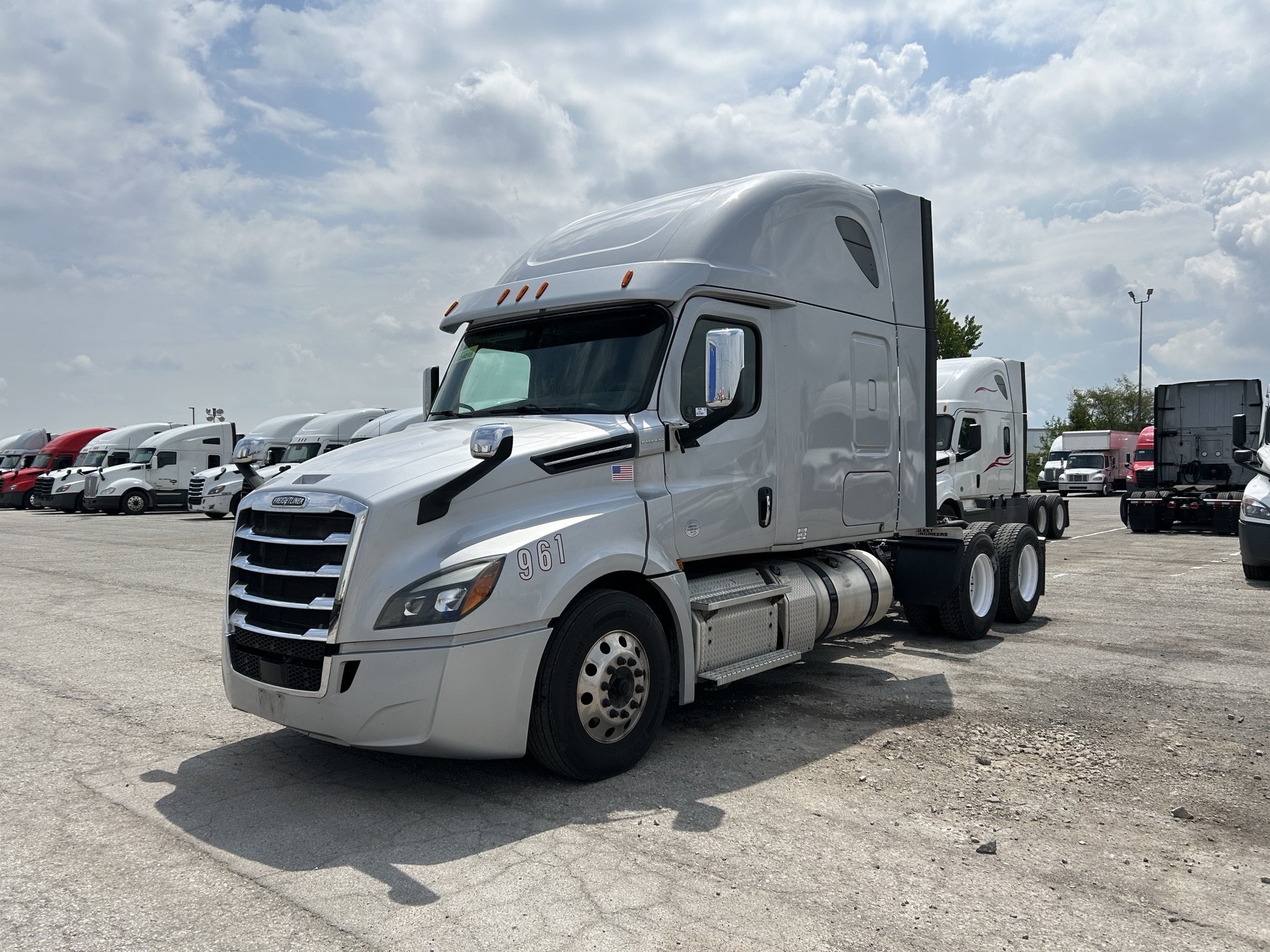 2020 Freightliner PT126SLP - image 1 of 3