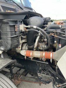 2015 Freightliner CA113 068PM00000V7dnt