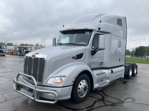2021 Peterbilt 579 068PM00000VezkT