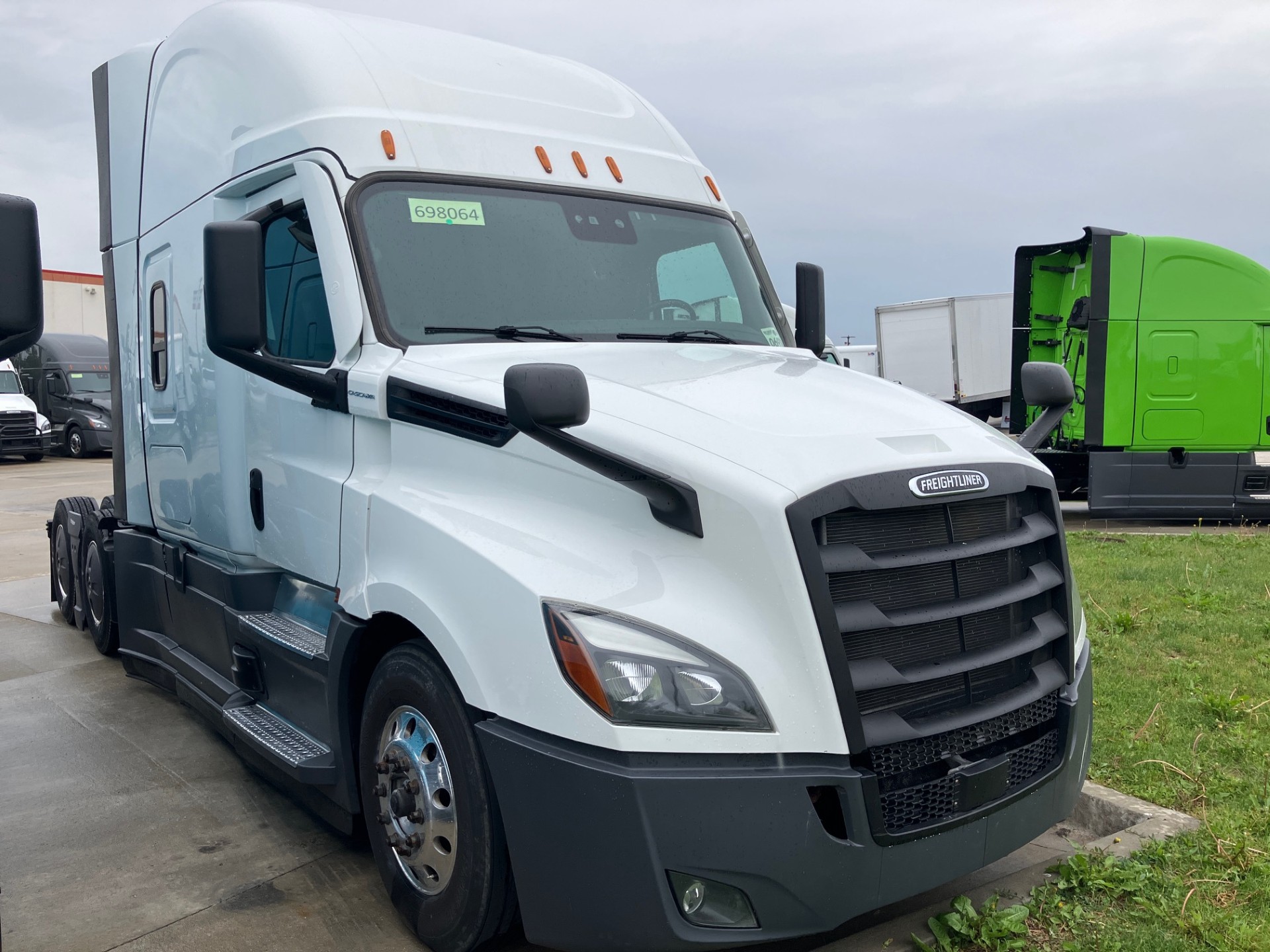 2022 Freightliner PT126 - image 3 of 6