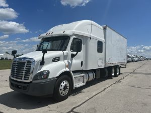 2016 Freightliner CA113 068PM00000XlmZP