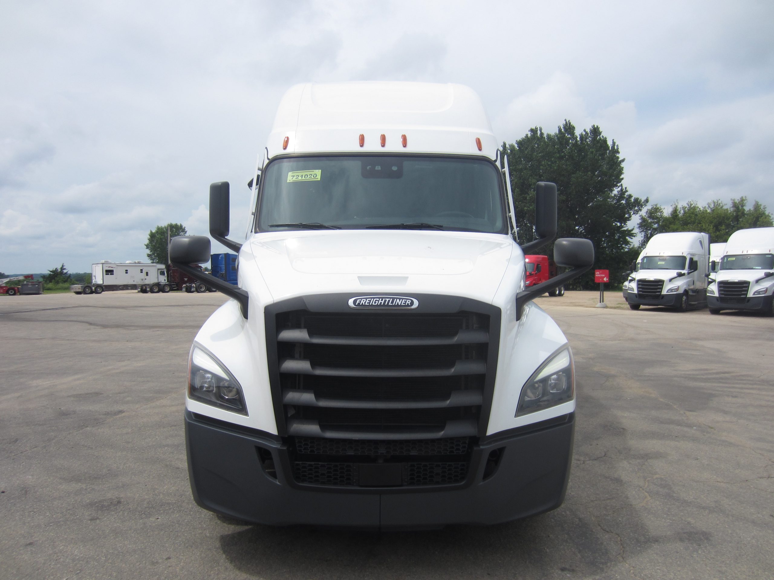 2022 Freightliner PT126 - image 2 of 6