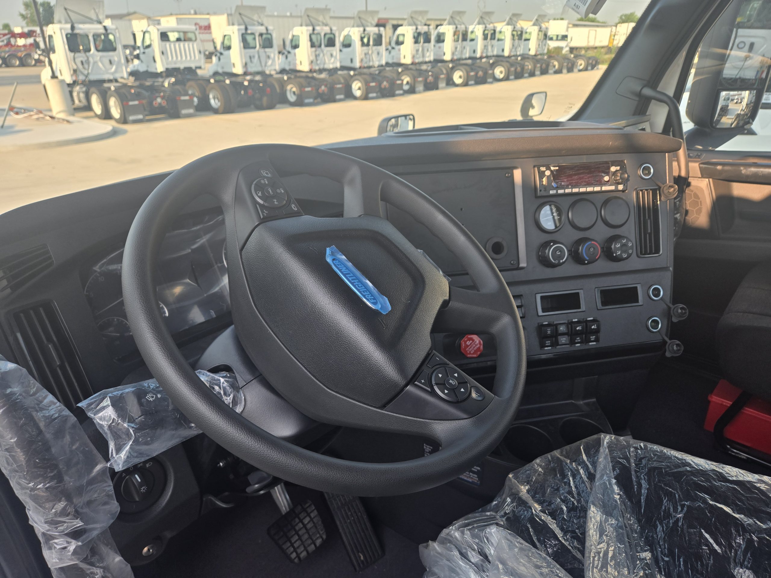 2026 Freightliner PE116DC - image 5 of 6