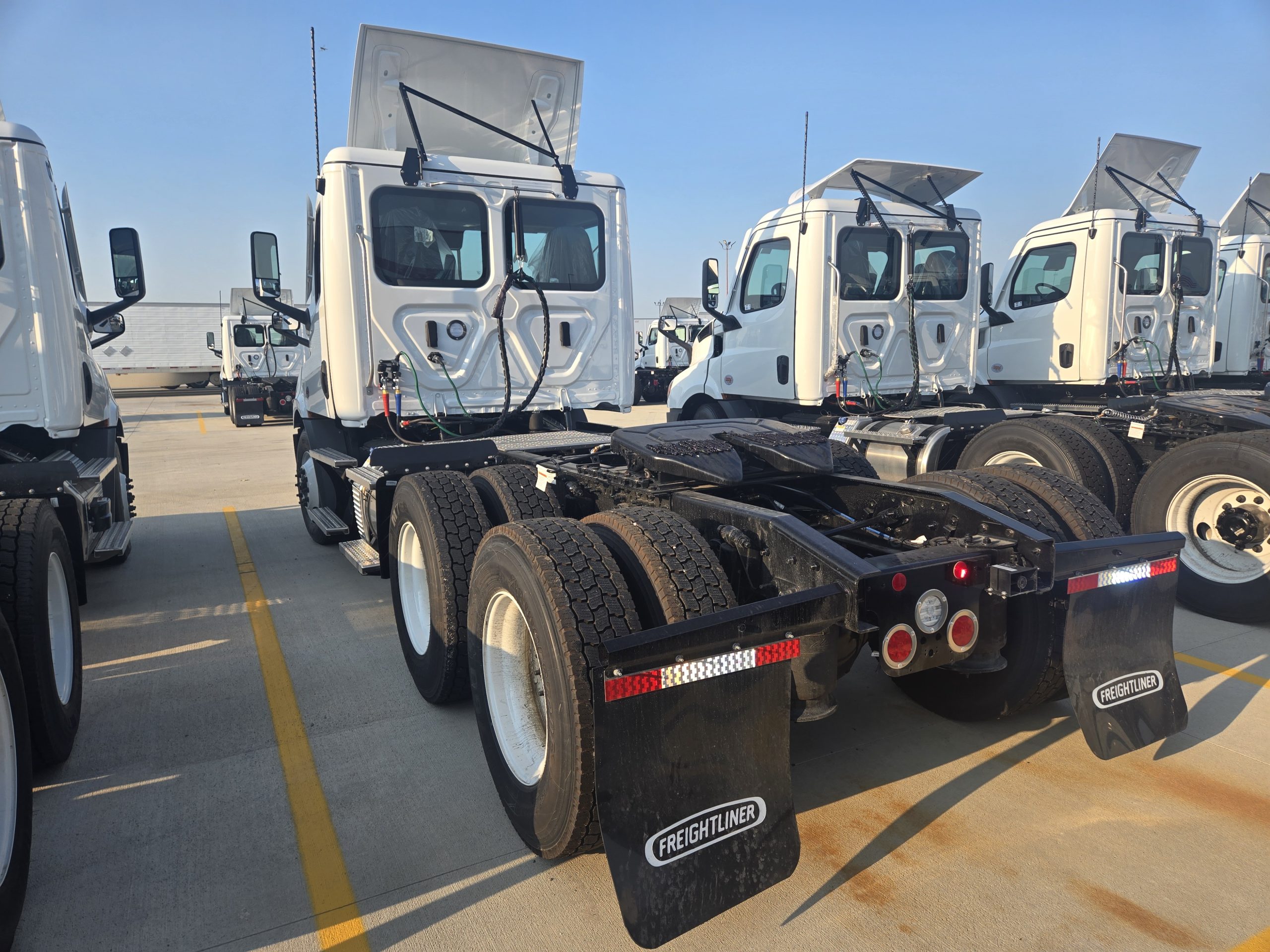 2026 Freightliner PE116 068PM00000Za0F3 2026 Freightliner PE116 068PM00000Za0F3