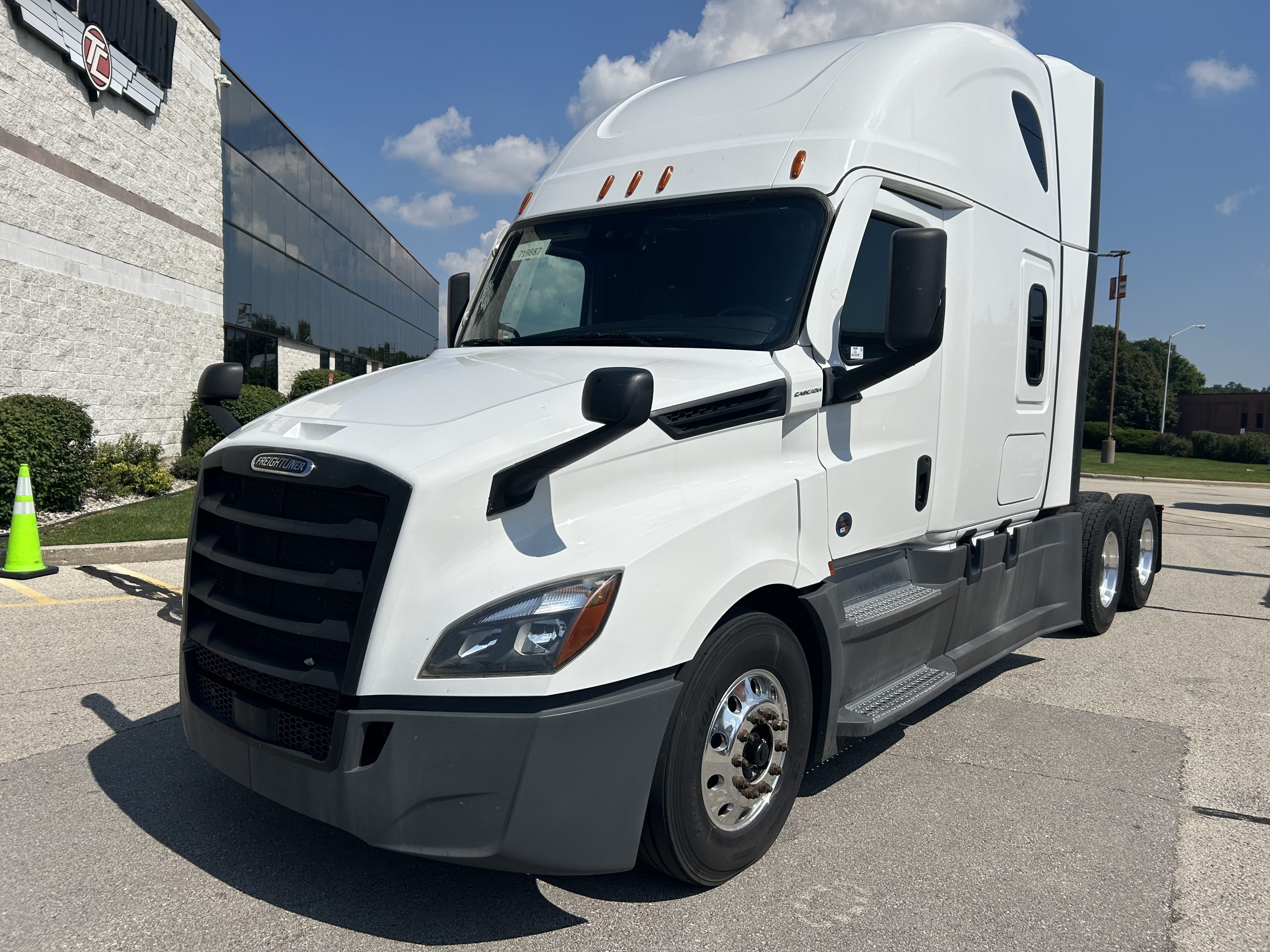 2022 Freightliner PT126 - image 1 of 6