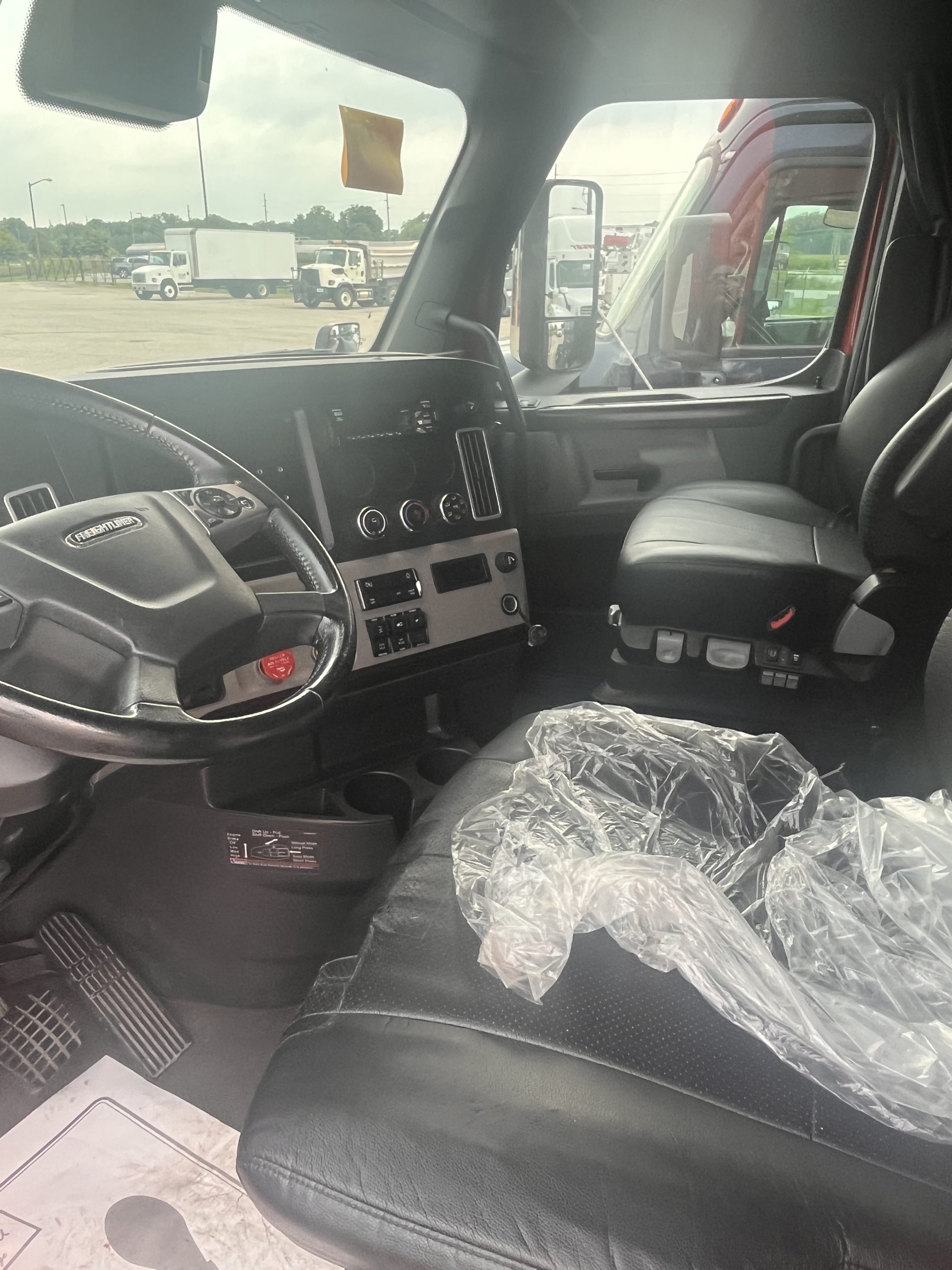 2022 Freightliner PT126 - image 6 of 6