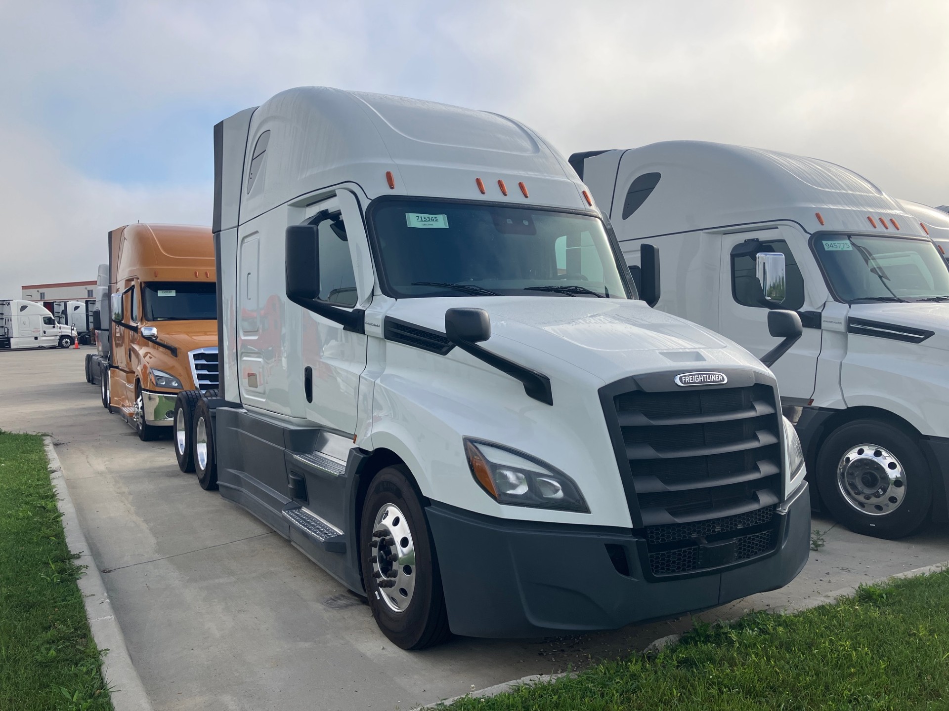 2022 Freightliner PT126 - image 2 of 6