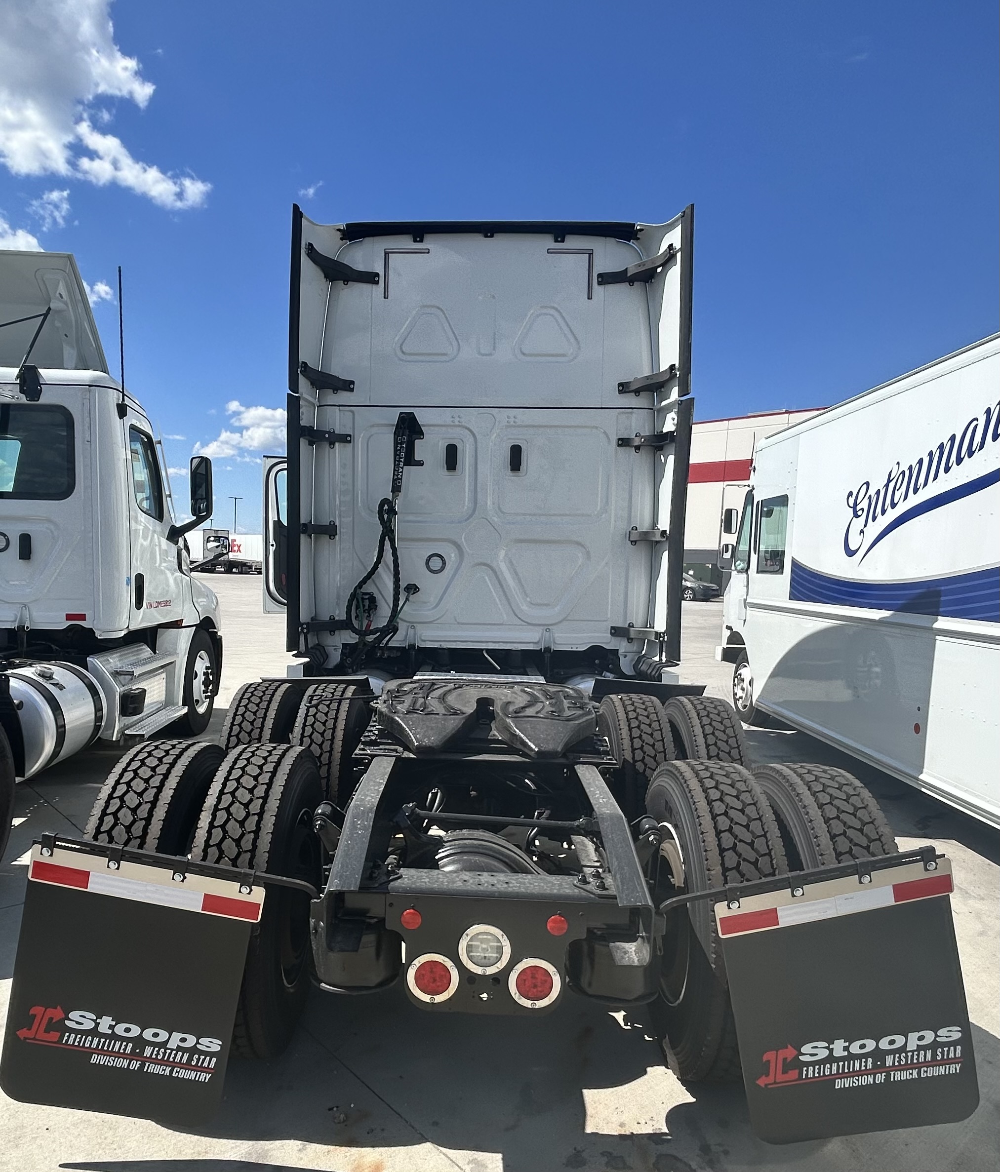 2020 Freightliner PT126SLP - image 3 of 6
