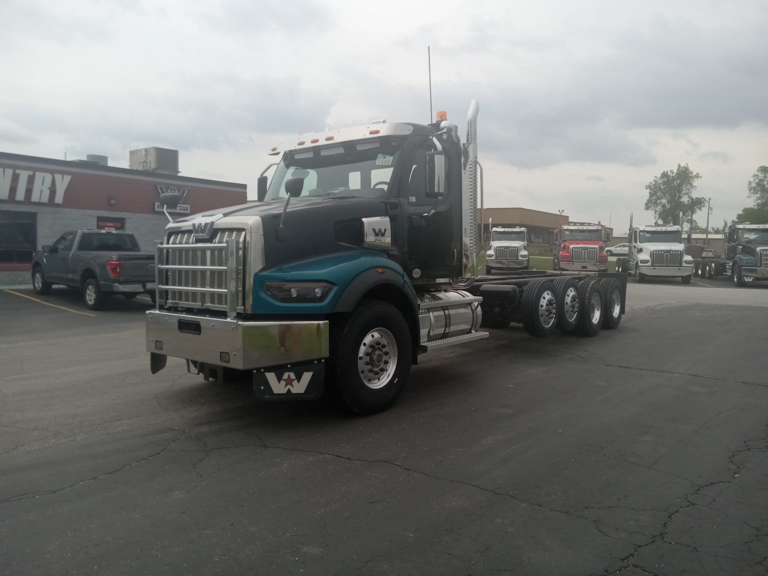 2026 Western Star 49X - image 1 of 6