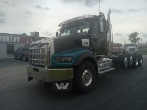 2025 Western Star 49X 068PM00000WLoM5