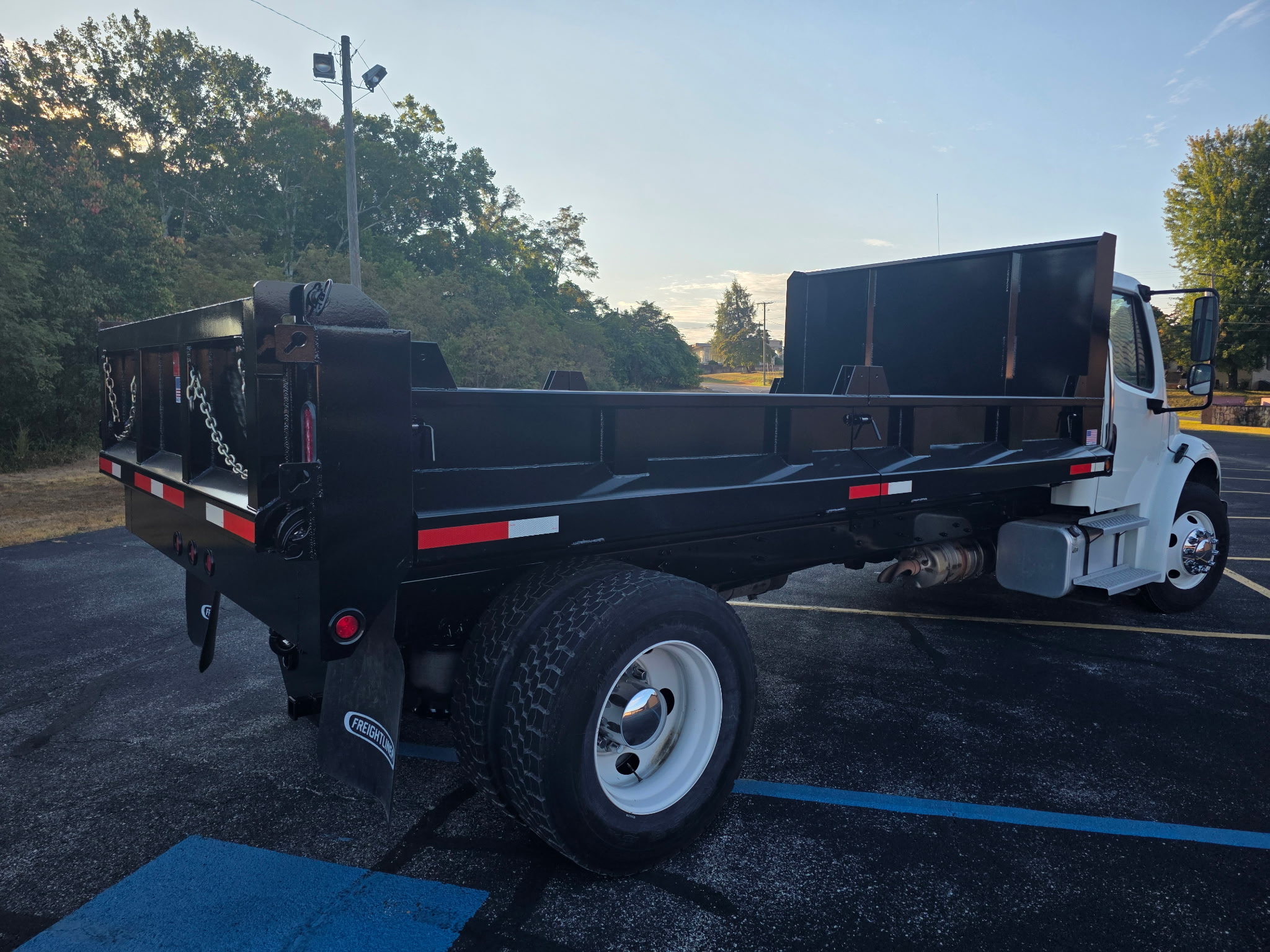 2020 Freightliner M260 - image 6 of 6