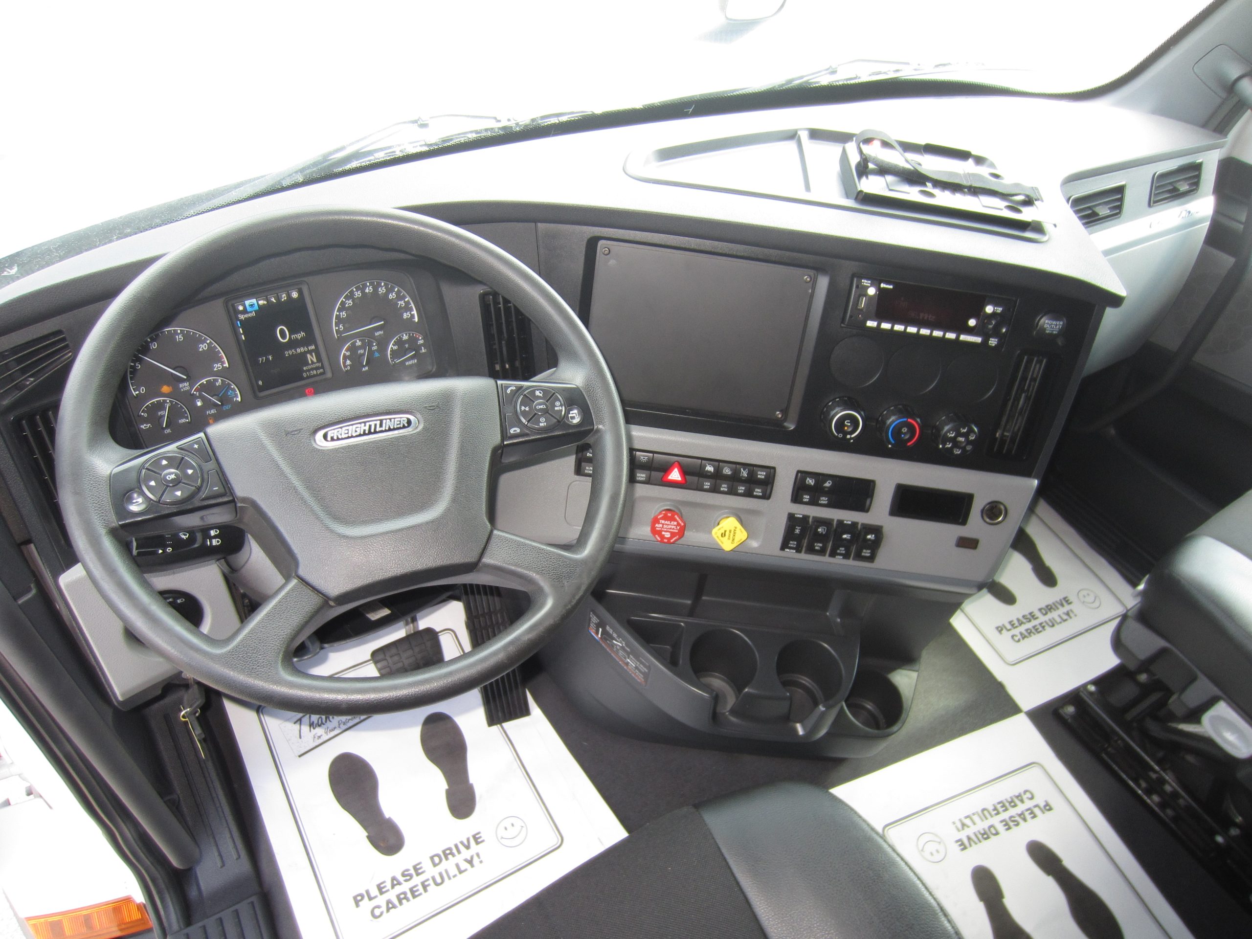 2022 Freightliner PT126 - image 5 of 6