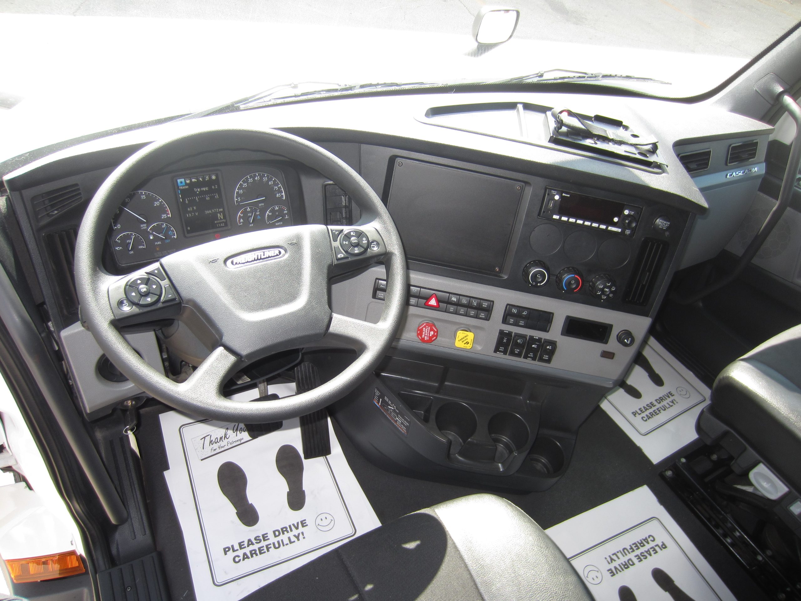 2022 Freightliner PT126 - image 5 of 6