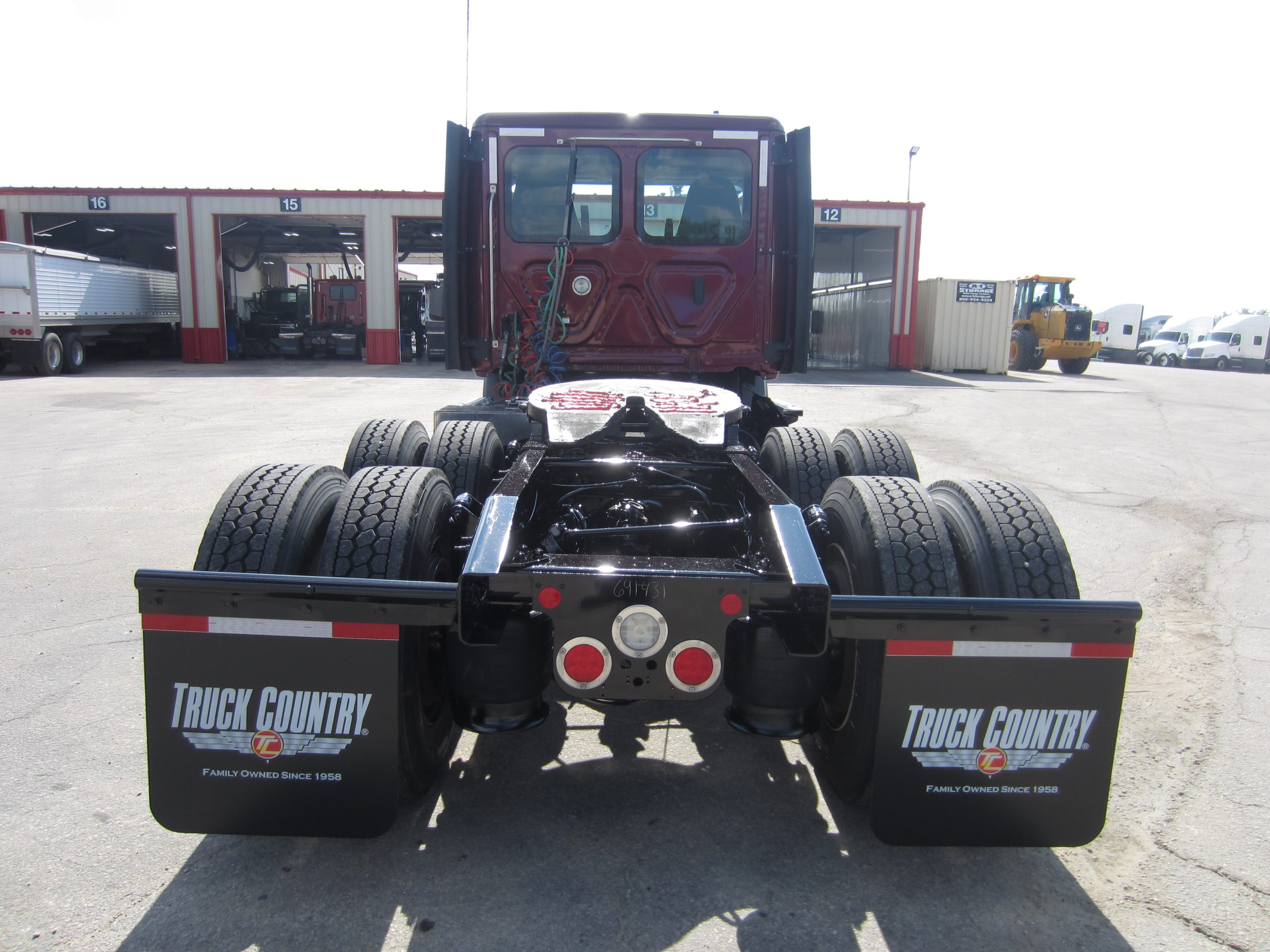 2021 Freightliner PE116 - image 4 of 6
