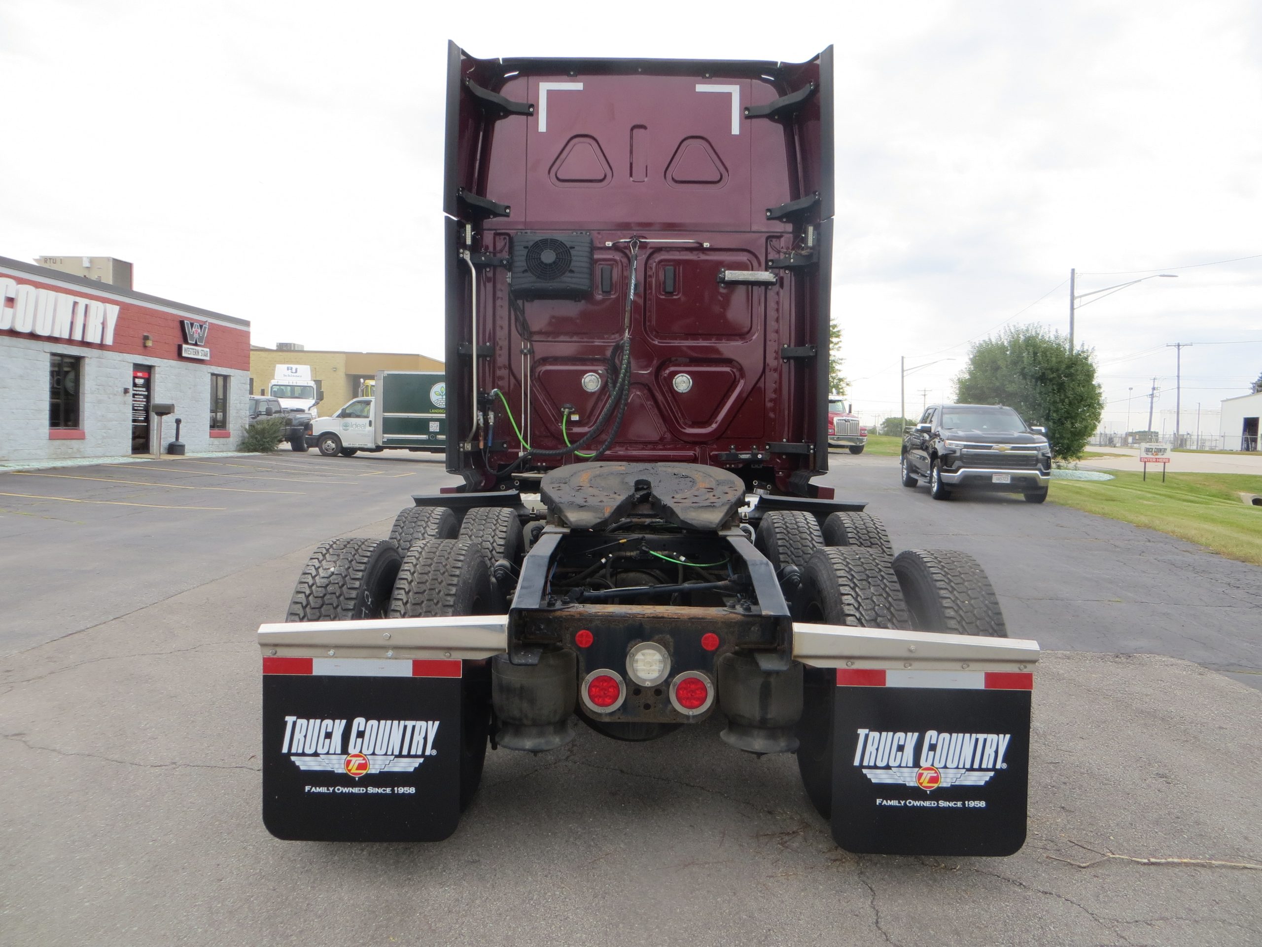 2021 Freightliner PT126SLP - image 4 of 6